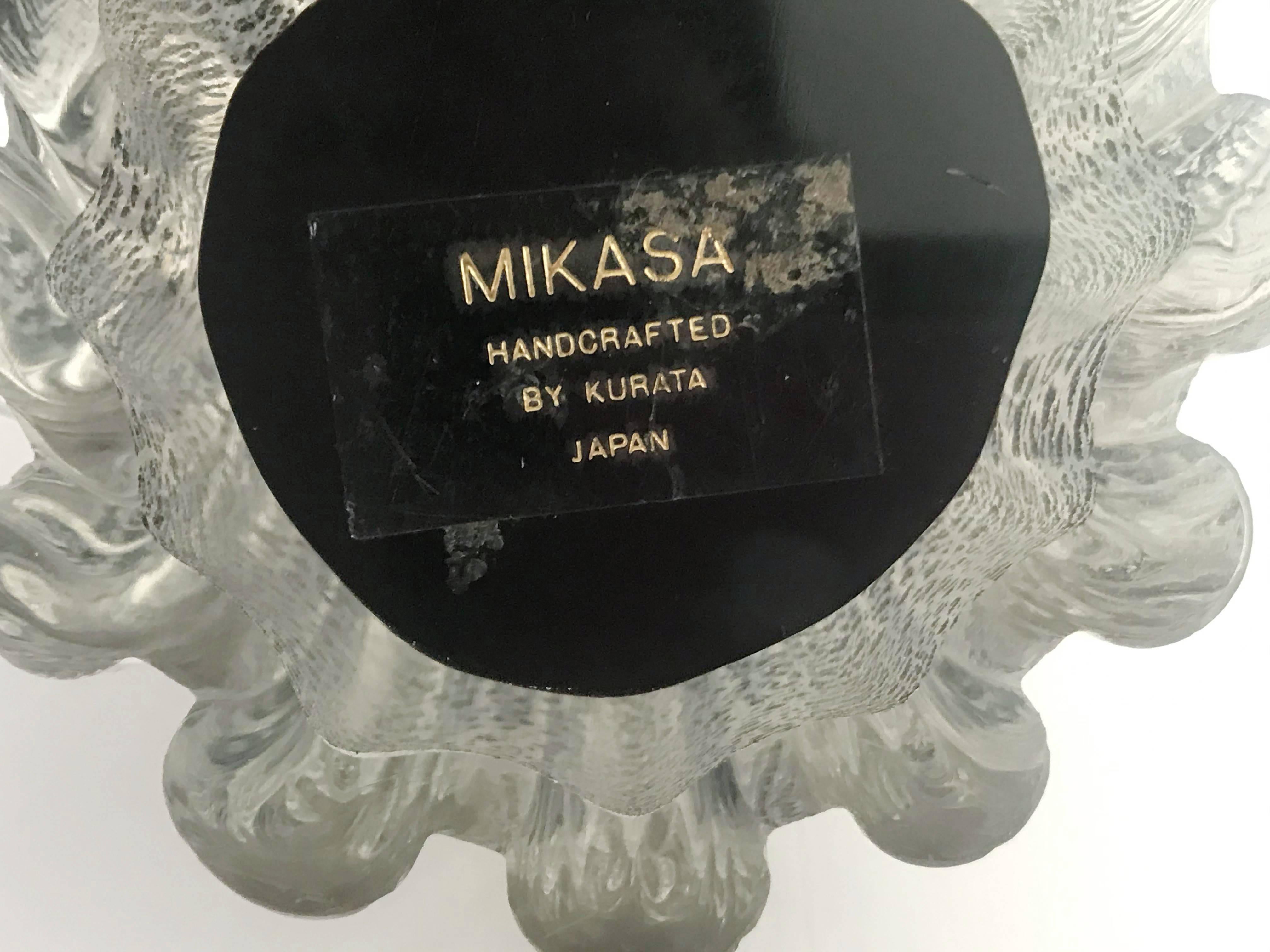 Verre brun Presse-papiers de sculpture en forme de coquillage de Mikasa en vente
