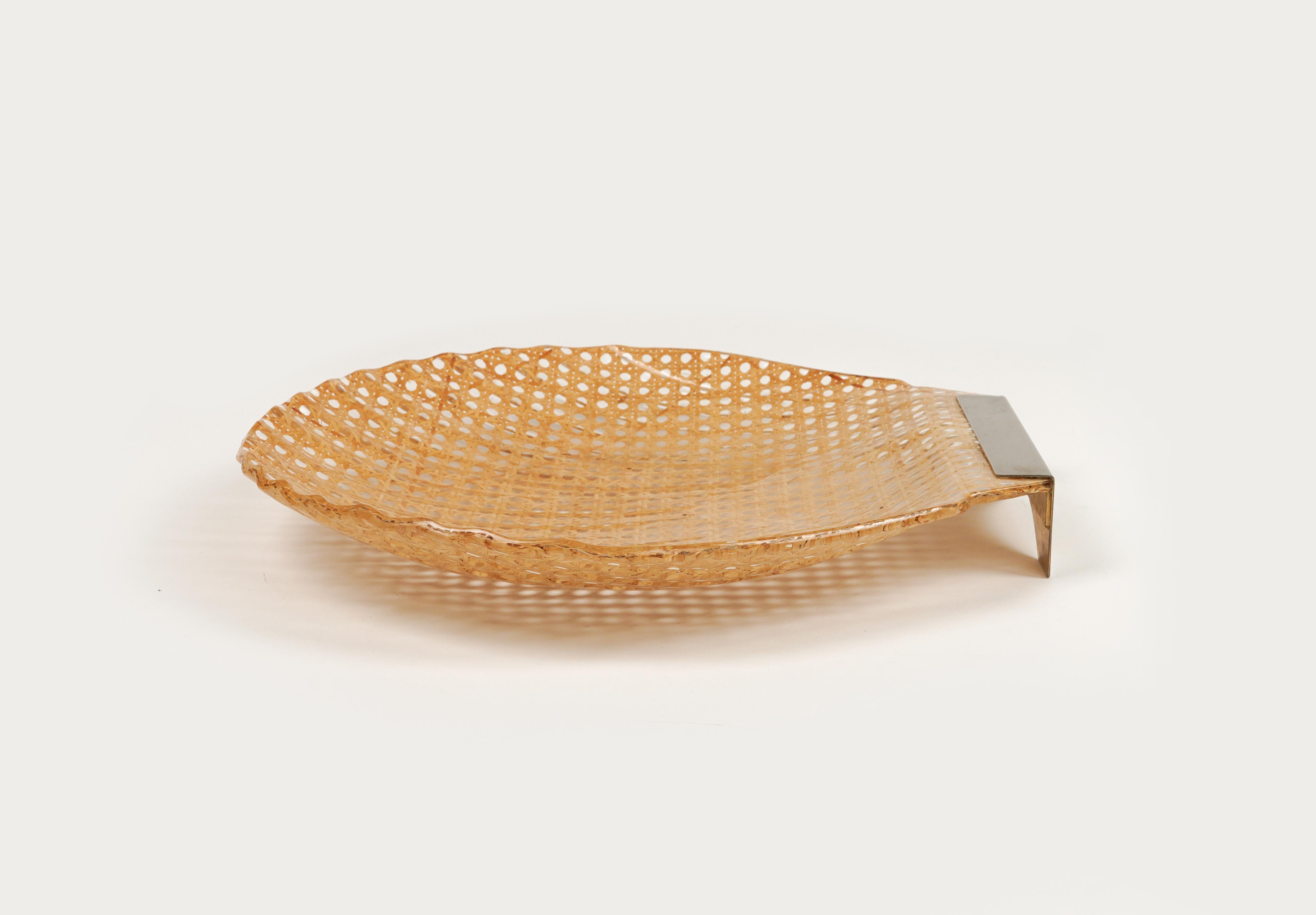 Shell Serving Tray Lucite and Rattan Christian Dior Style, France, 1970s For Sale 1