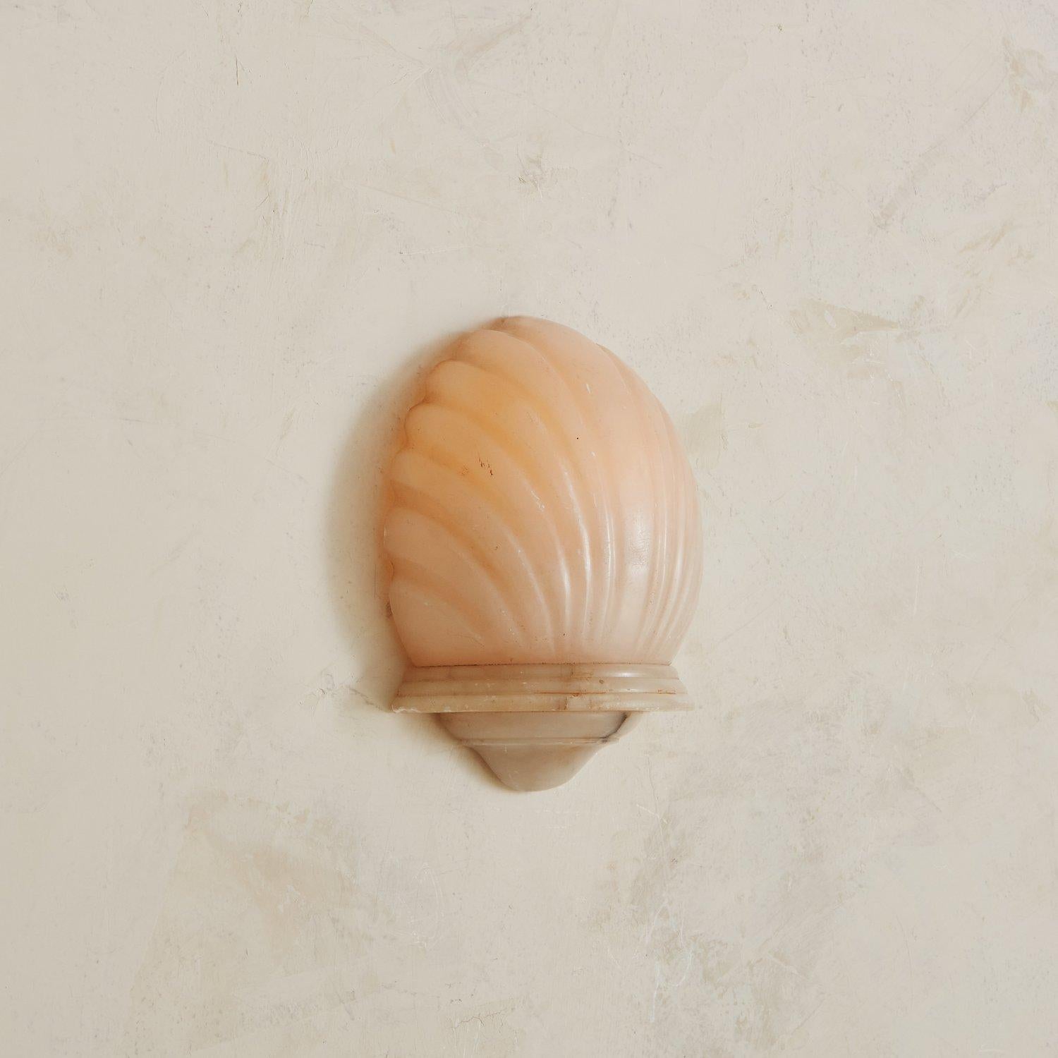 Organic Modern Shell Shaped Alabaster Sconce, France, 1920s
