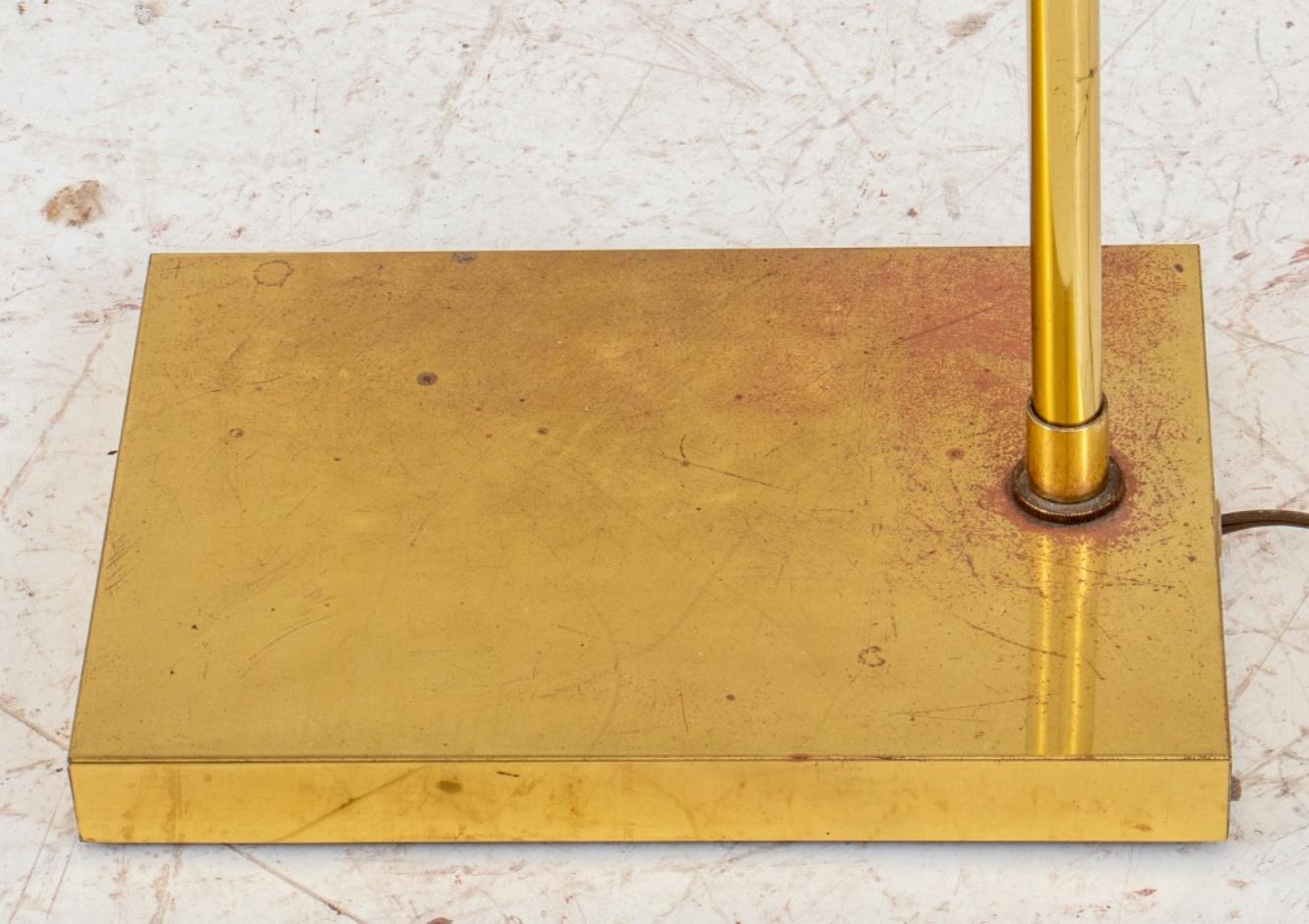 Modern Shell-Shaped Brass Extendable Floor Lamp