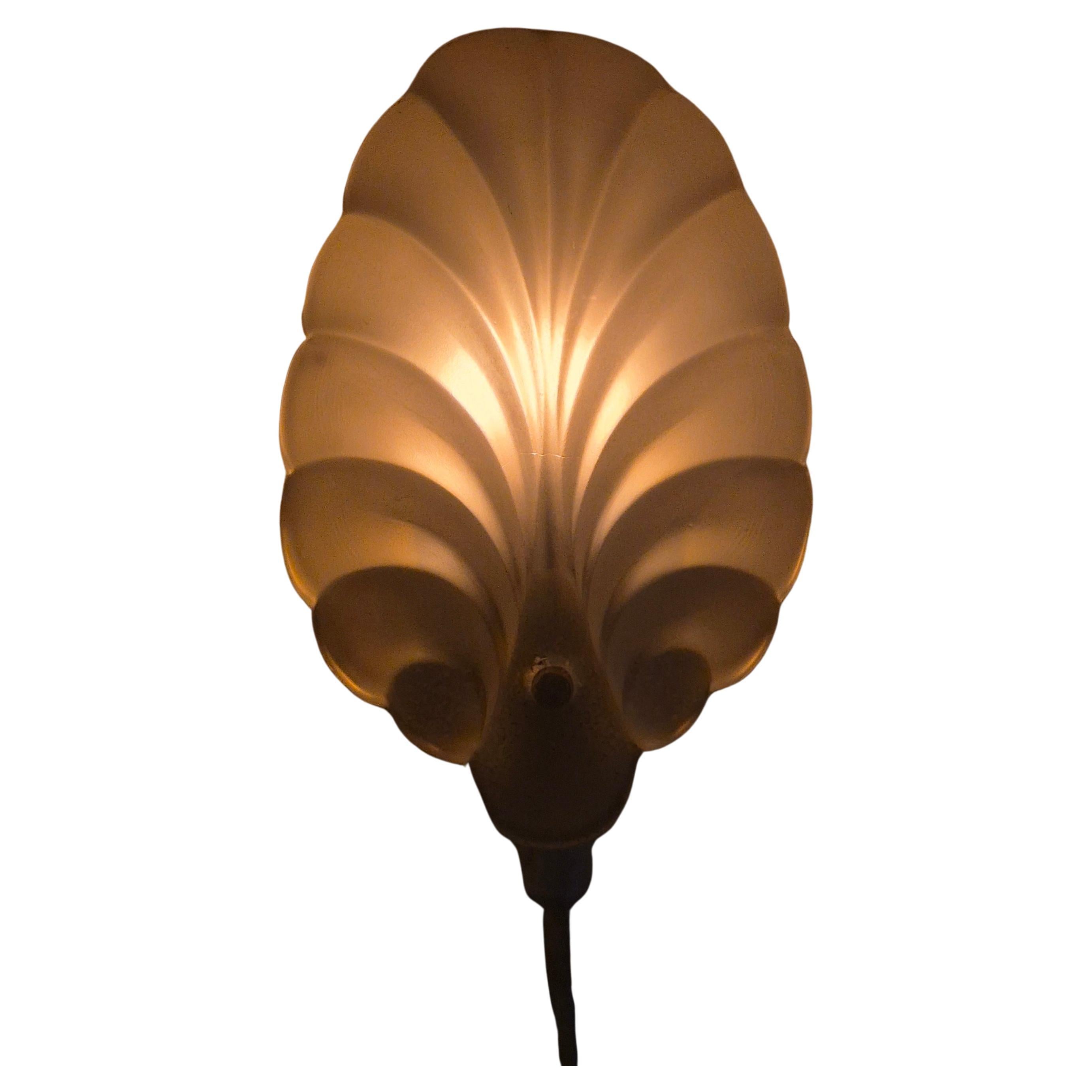 Scandinavian Modern Shell-shaped sconce in frosted glass, Swedish Moden 1950s For Sale