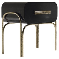 Tavolino Shell con dettagli in ottone patinato bronzo di R & Y Augousti