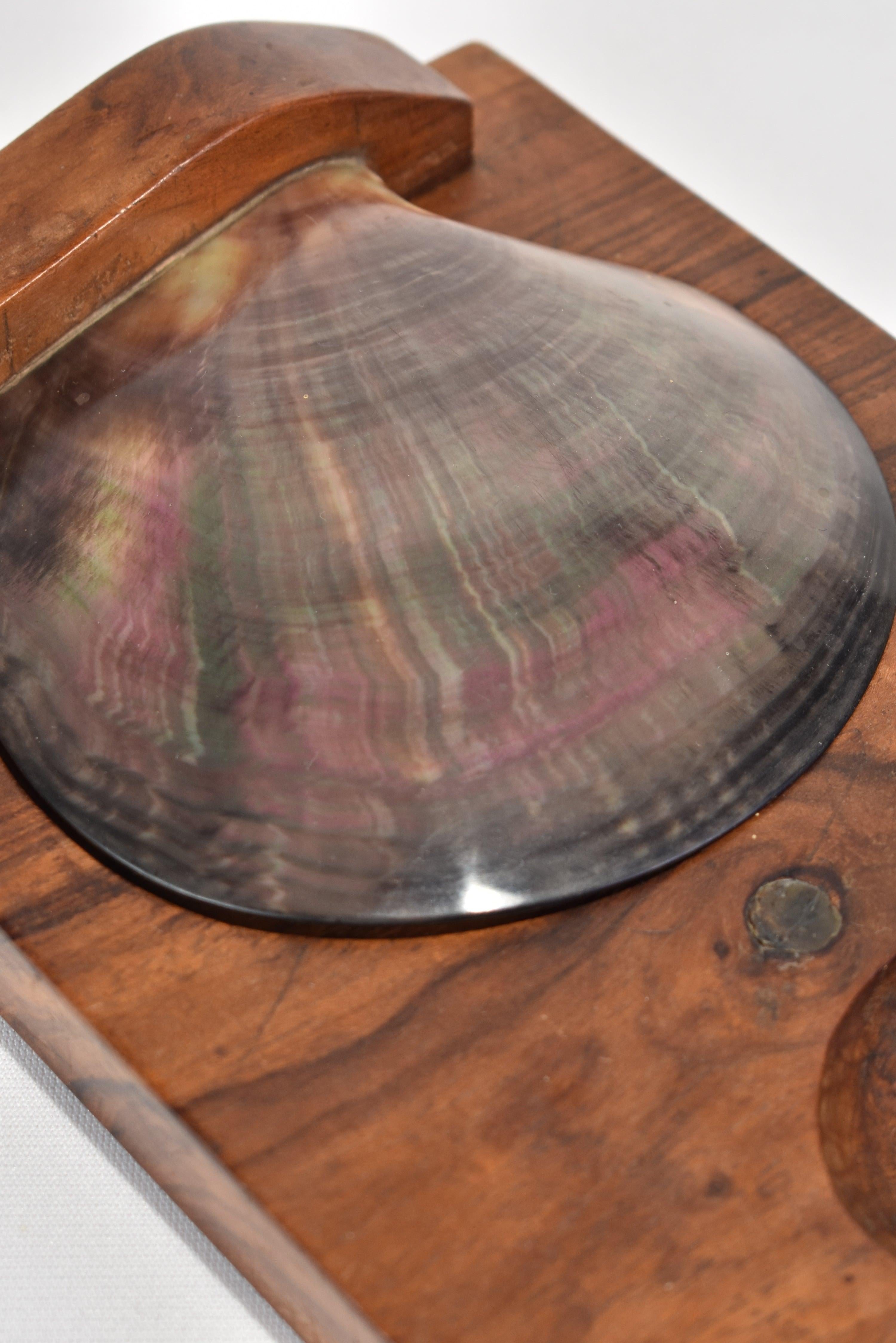 Shell Wooden Box In Good Condition In Richmond, VA