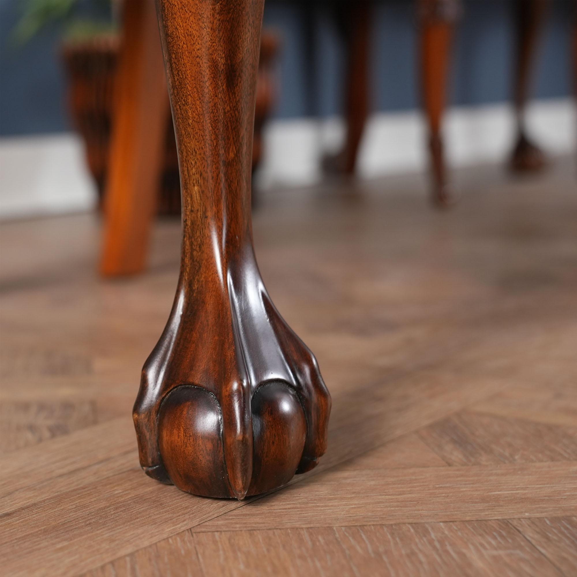 Sedie da pranzo in mogano Shellback, set da 10 in vendita 9