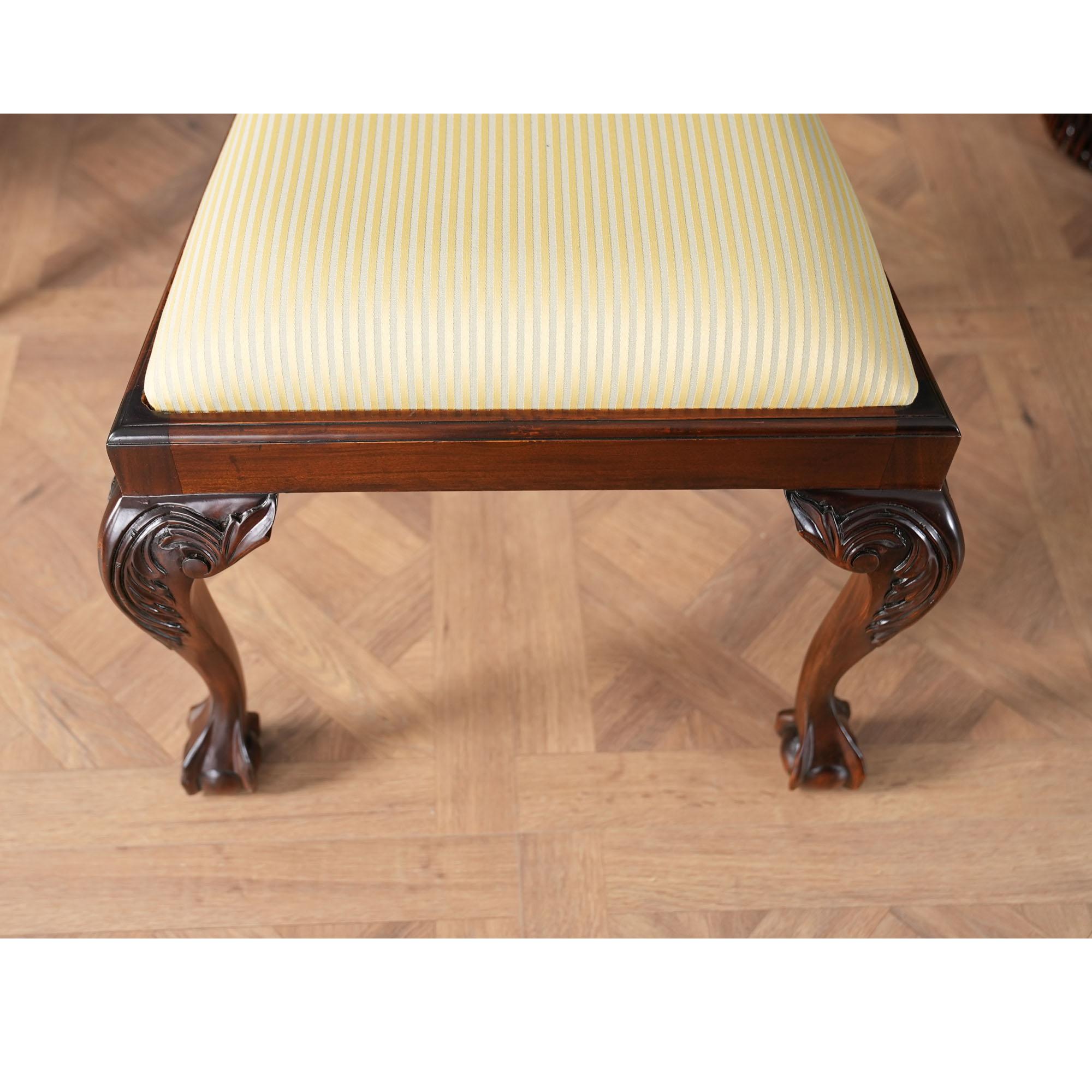 Sedie da pranzo in mogano Shellback, set da 10 in vendita 12