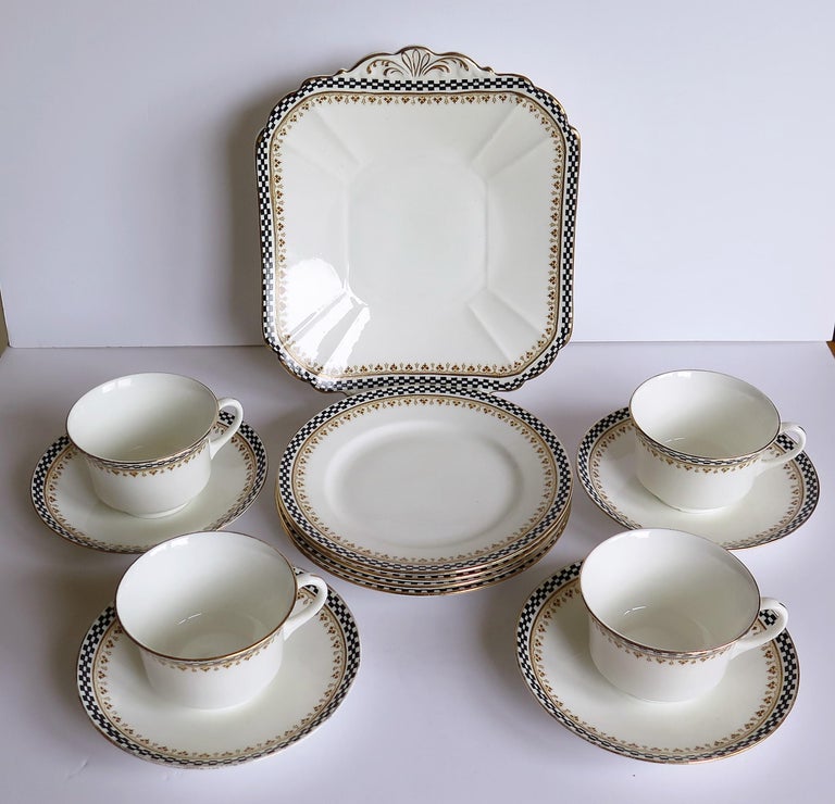 Shelley Porcelain Art Deco Period Part Tea Set with 13 Pieces, circa
