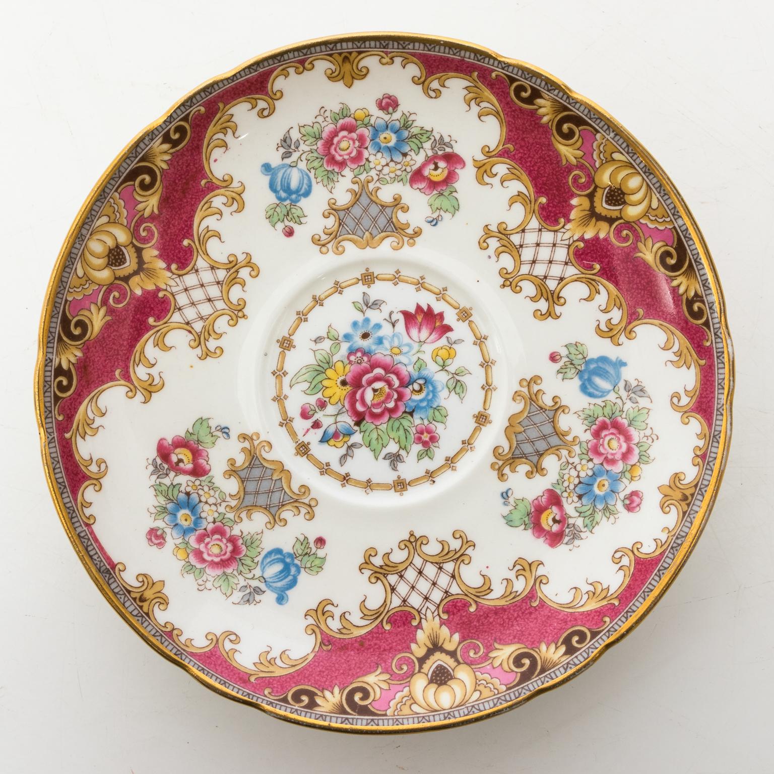 Shelly Sheraton Pattern English Footed Teacup and Saucer 7