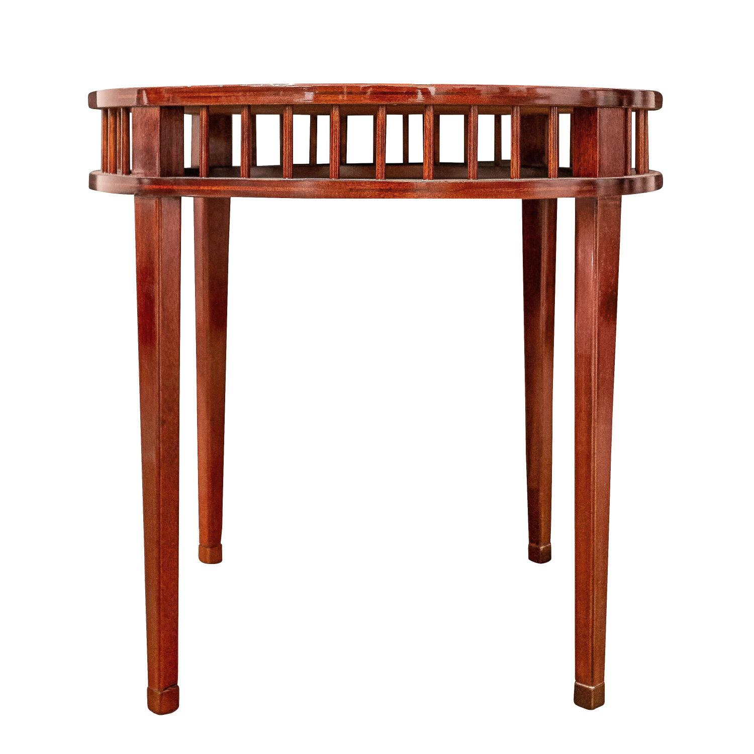 American Shelton-Mindel Designed Round Mahogany Side Table 1990s