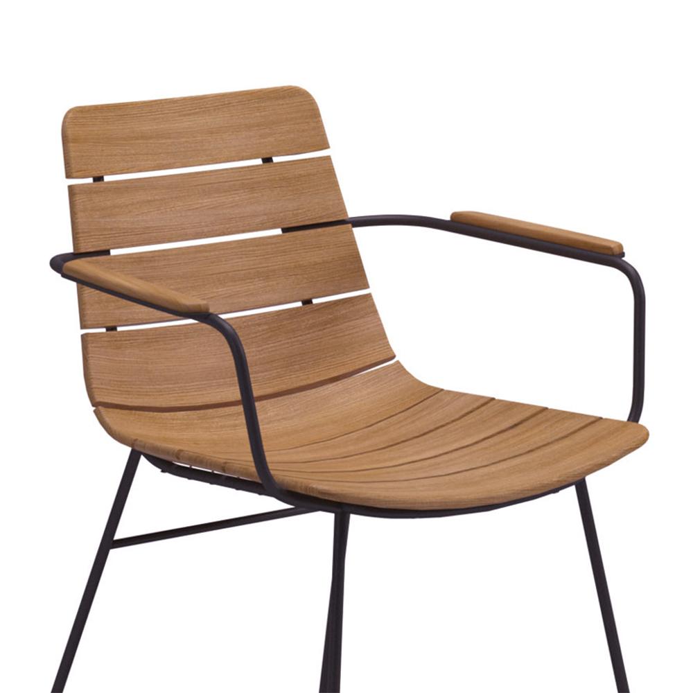 Dining chair shelton outdoor teak with stainless 
steel powder coated structure in black finish. With 
solid natural teak seat, backrest and armrests.