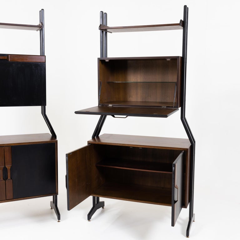 Shelves, Attr. Vittorio Dassi, Italy Mid-20th Century In Good Condition For Sale In Greding, DE