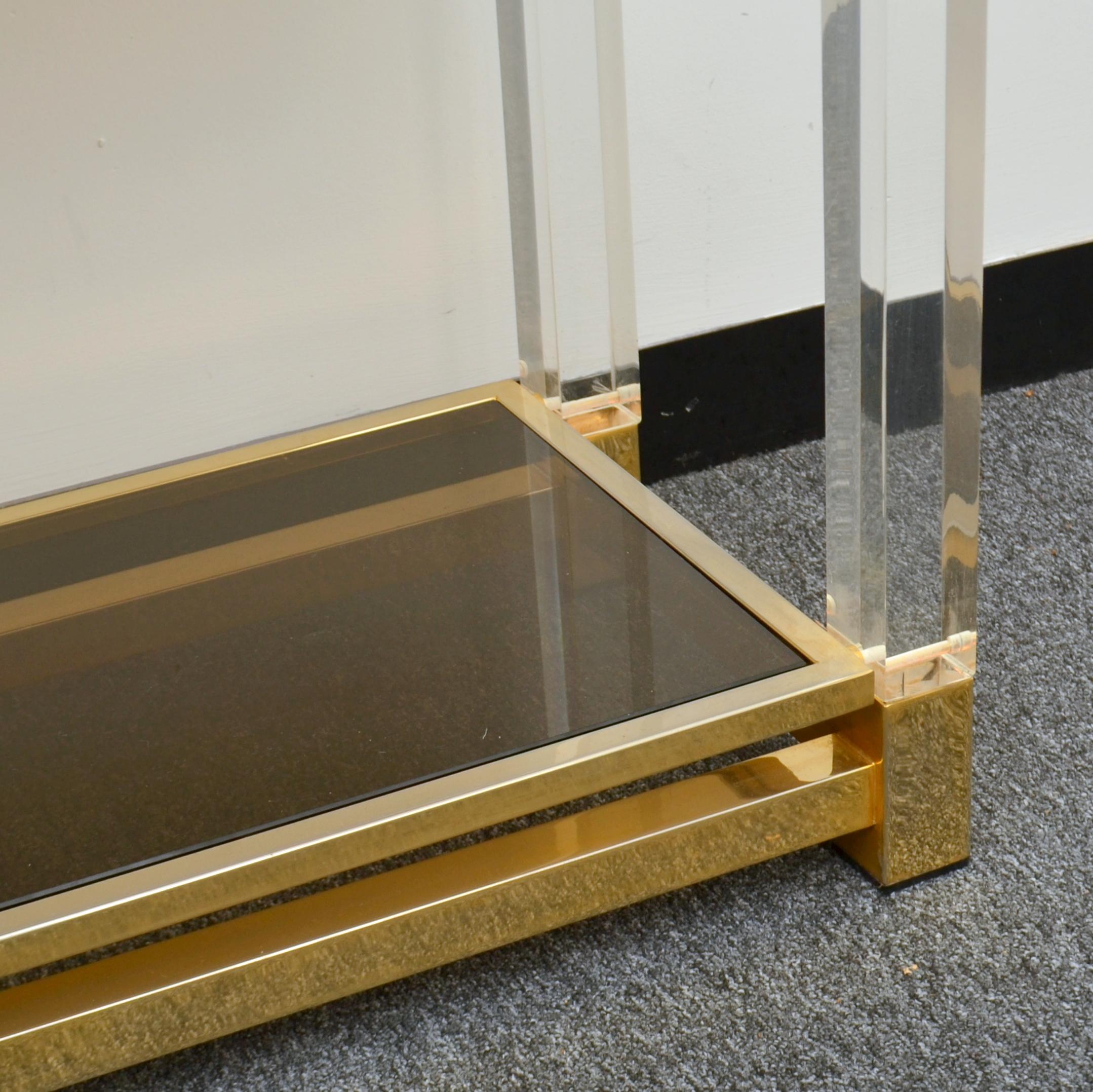 Shelving or Vitrine in Lucite, Glass and Brass by Charles Hollis Jones, 1960s In Excellent Condition In London, GB