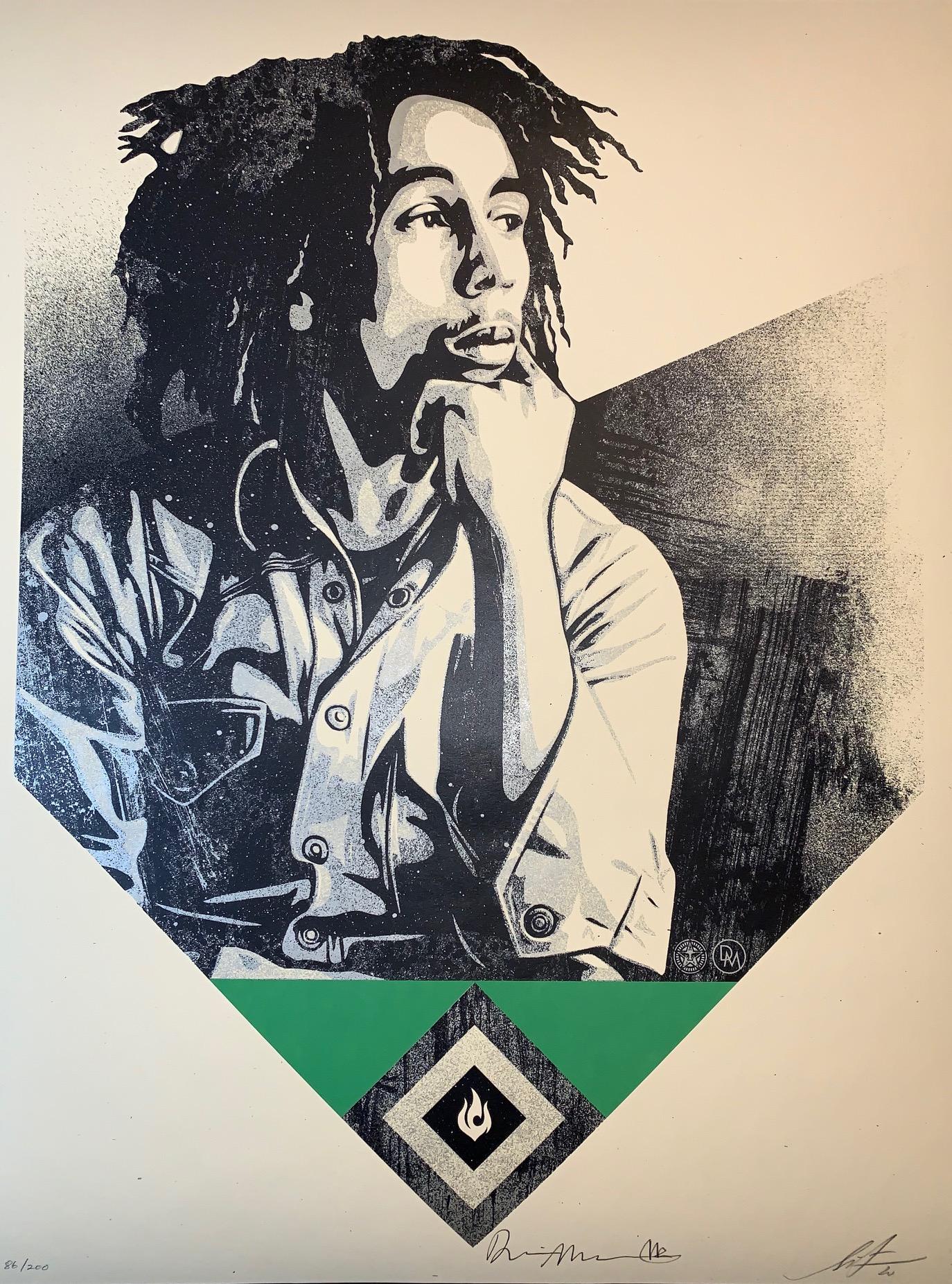 "Marley war manchmal feurig, manchmal fröhlich, manchmal kontemplativ, aber immer visionär und poetisch. Ich liebe diesen intimen, nachdenklichen Moment, den Dennis eingefangen hat, und es ist mir eine Ehre, ihn in meinem Stil umzusetzen." -Shepard