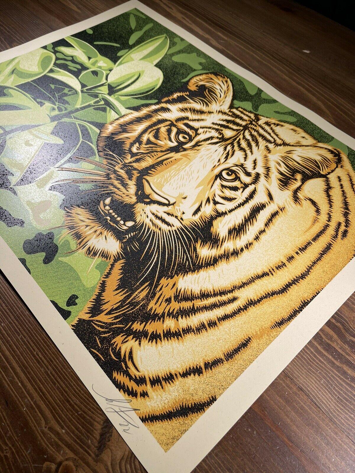 Grace and Power Under Pressure Set of 2 Prints Signed and Numbered Tiger Obey  For Sale 3