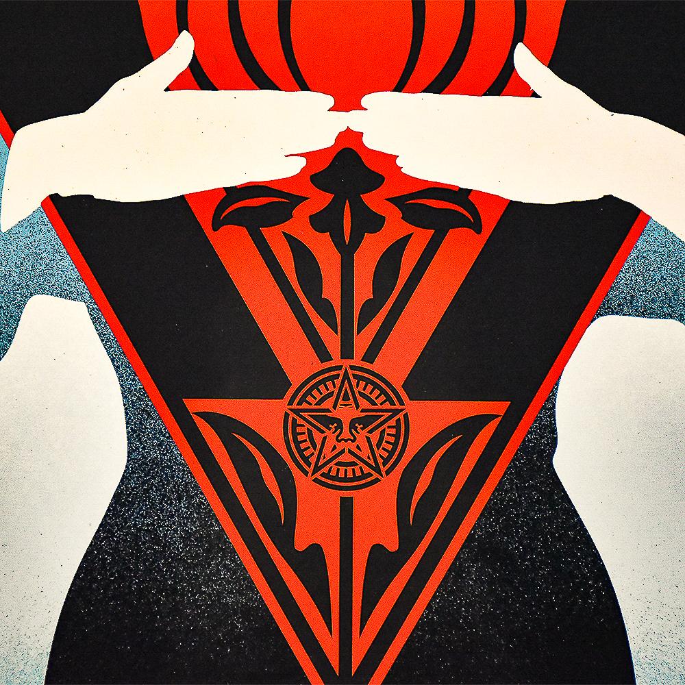 Amazing Art Deco style on this stunning screenprint.
Gorgeous in multi colors, vivid and bright. This blue version is moody and reminiscent of 1920’s artwork.
Limited edition of 400.
This print is number 56.
Hand signed by Fairey on bottom right of