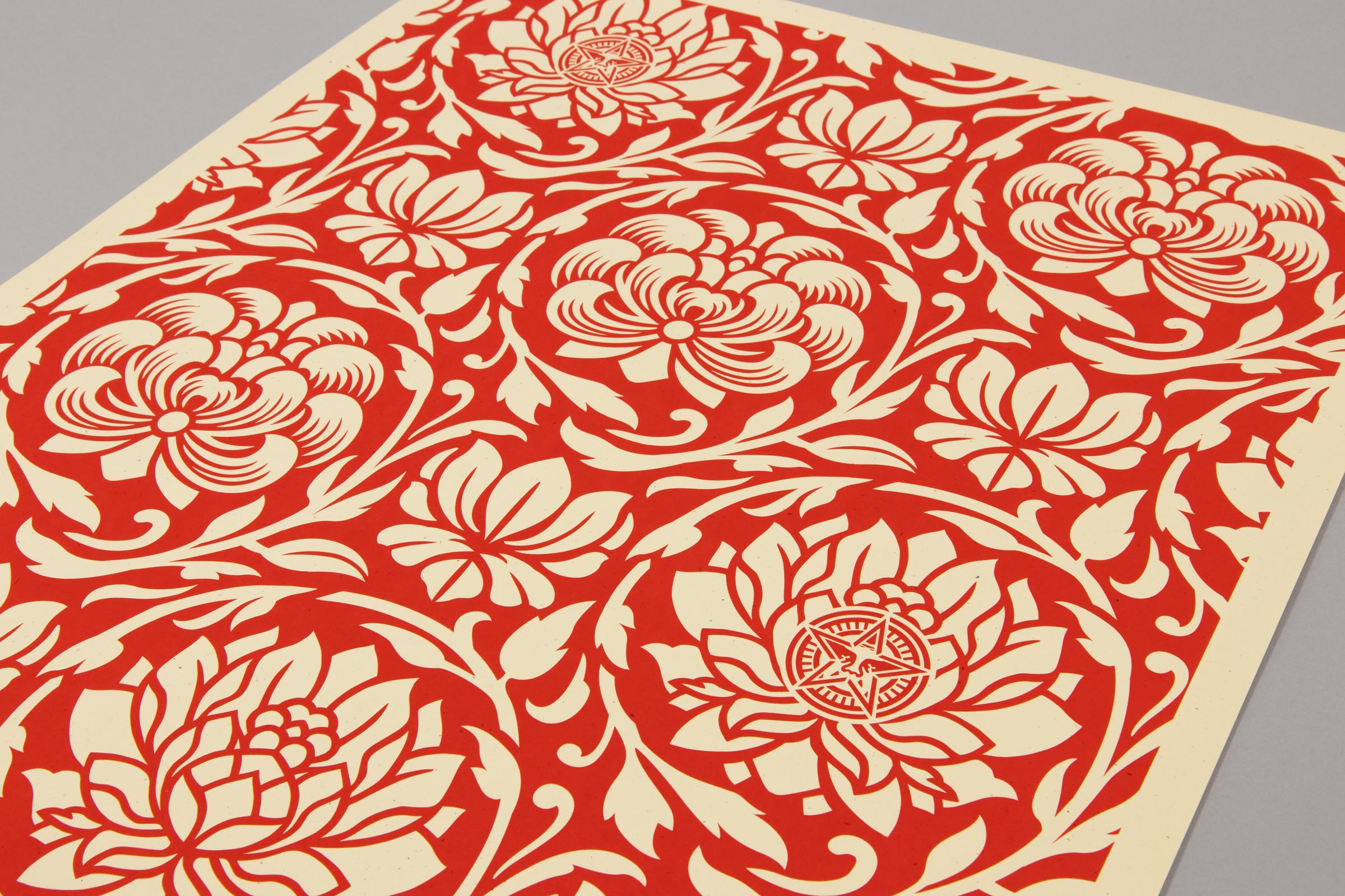 Shepard Fairey, Harmony florale (Rouge Yin/Yang) - 2 estampes signées, Street Art  en vente 1