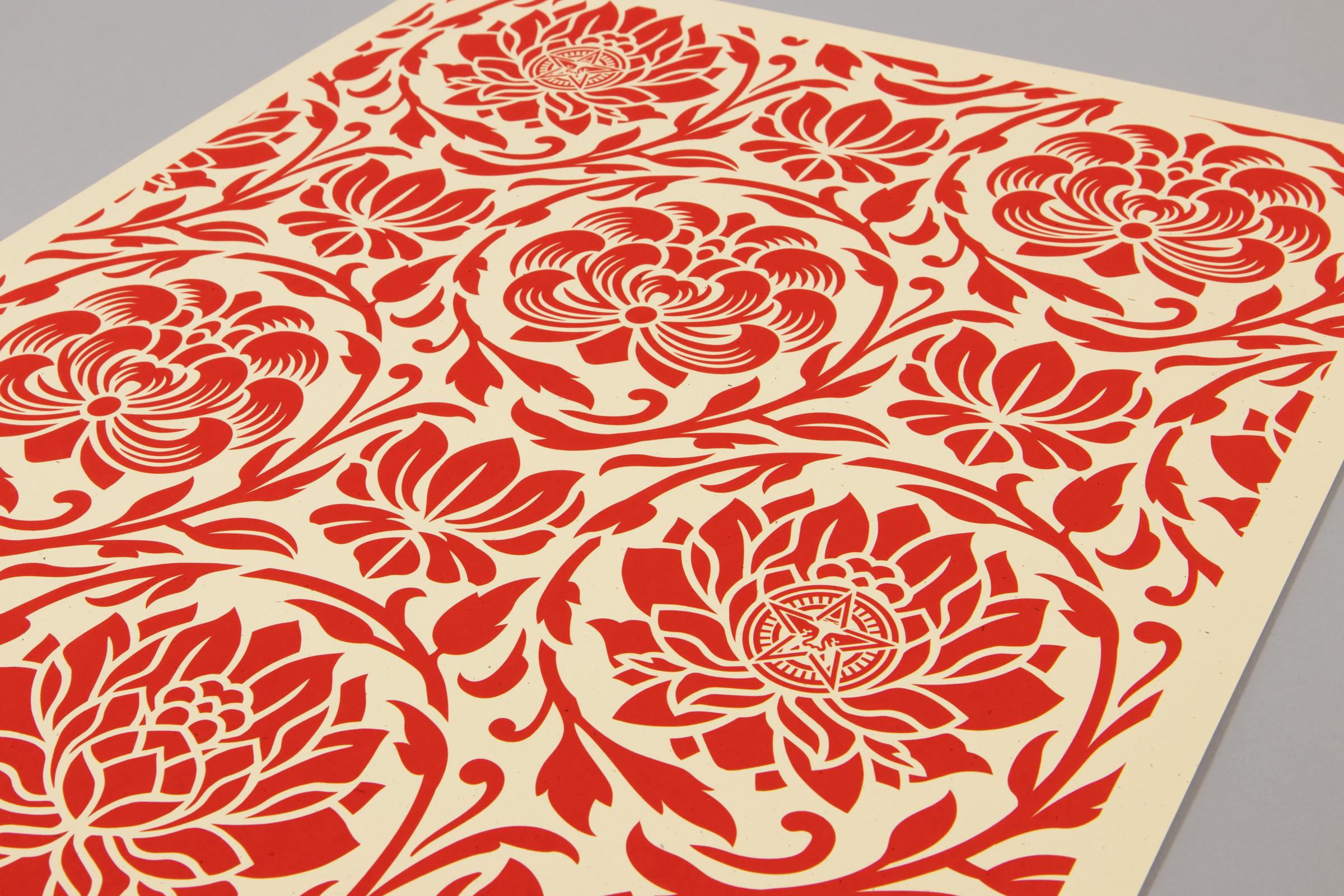 Shepard Fairey, Harmony florale (Rouge Yin/Yang) - 2 estampes signées, Street Art  en vente 3