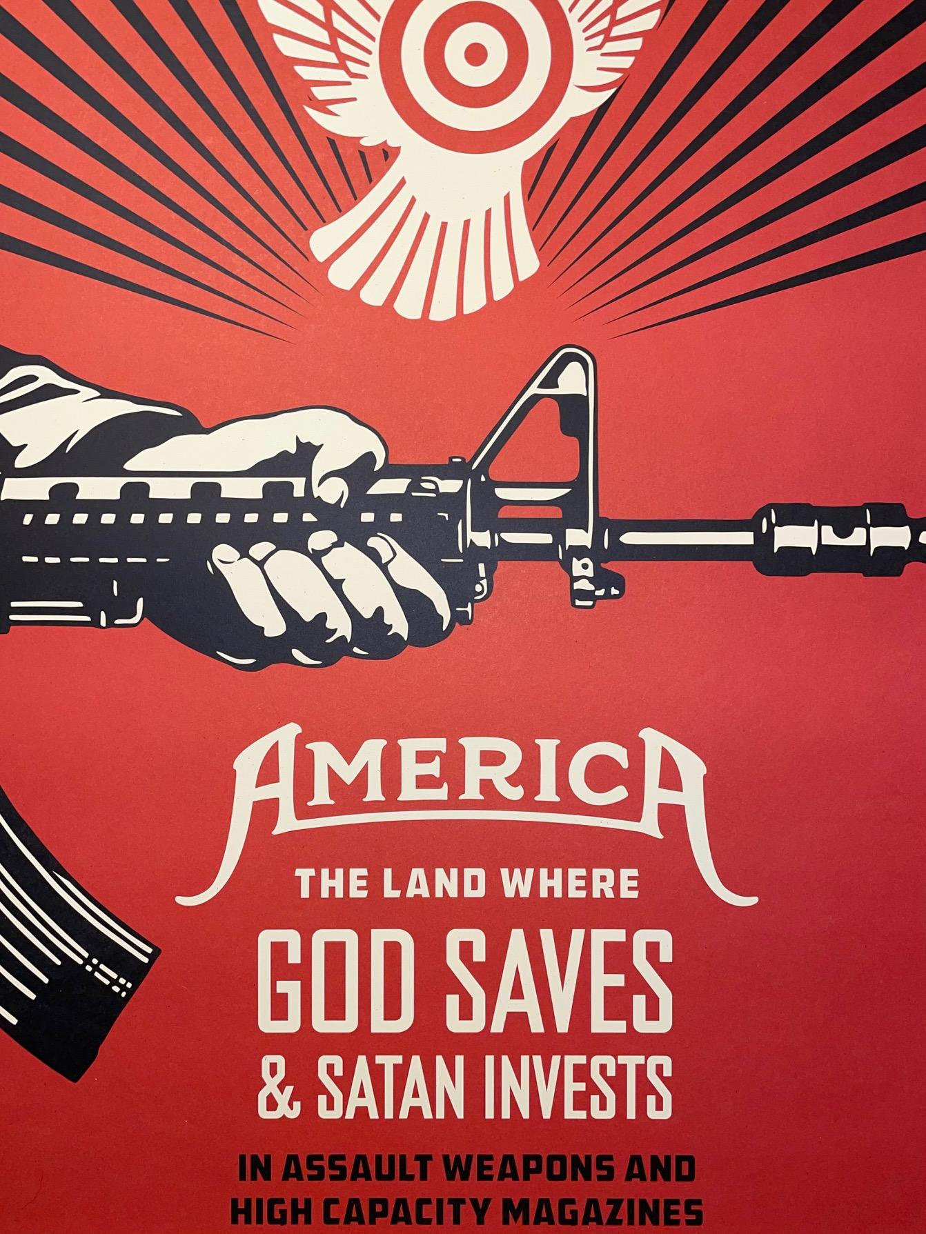 Impression signée Shepard Fairey 2013 God Saves & Satan Invests Street Art Guns Urban en vente 5