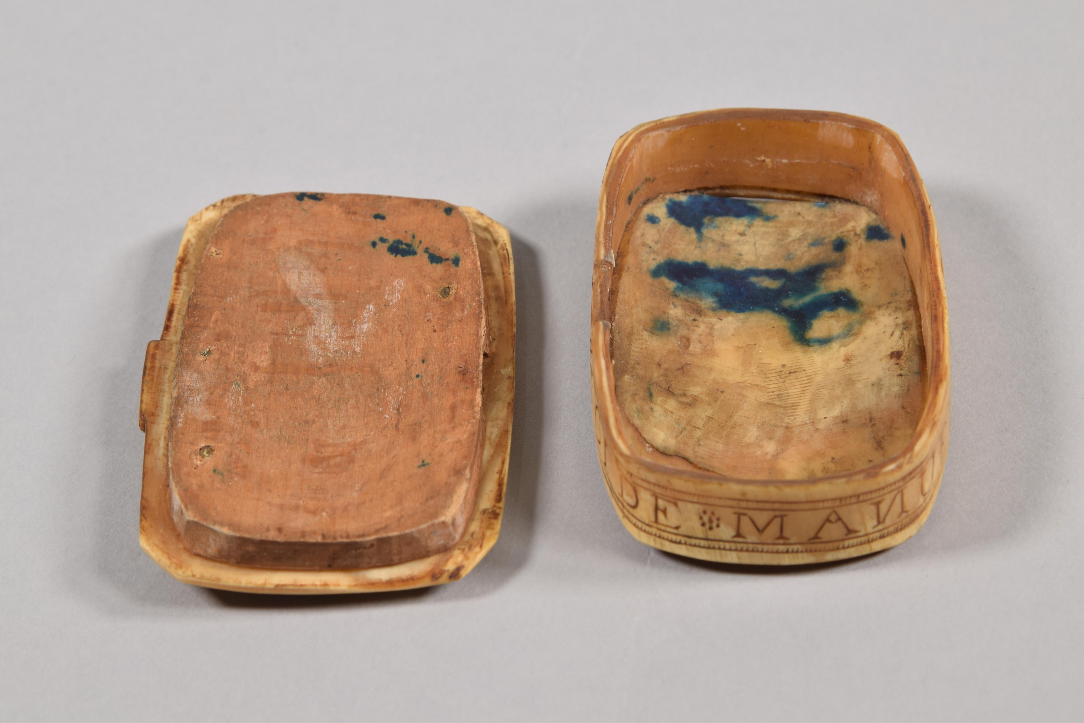 Caja de pastor, cuerno o asta tallados, España, 1822 en venta 2