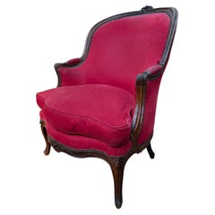 Shepherdess Gondola – Louis XV Style – Carved Walnut – Bronze Nails