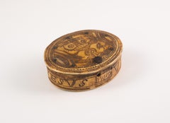 Boîte de berger ou tabatière. Bois ou corne sculptés. Espagne, 1789.