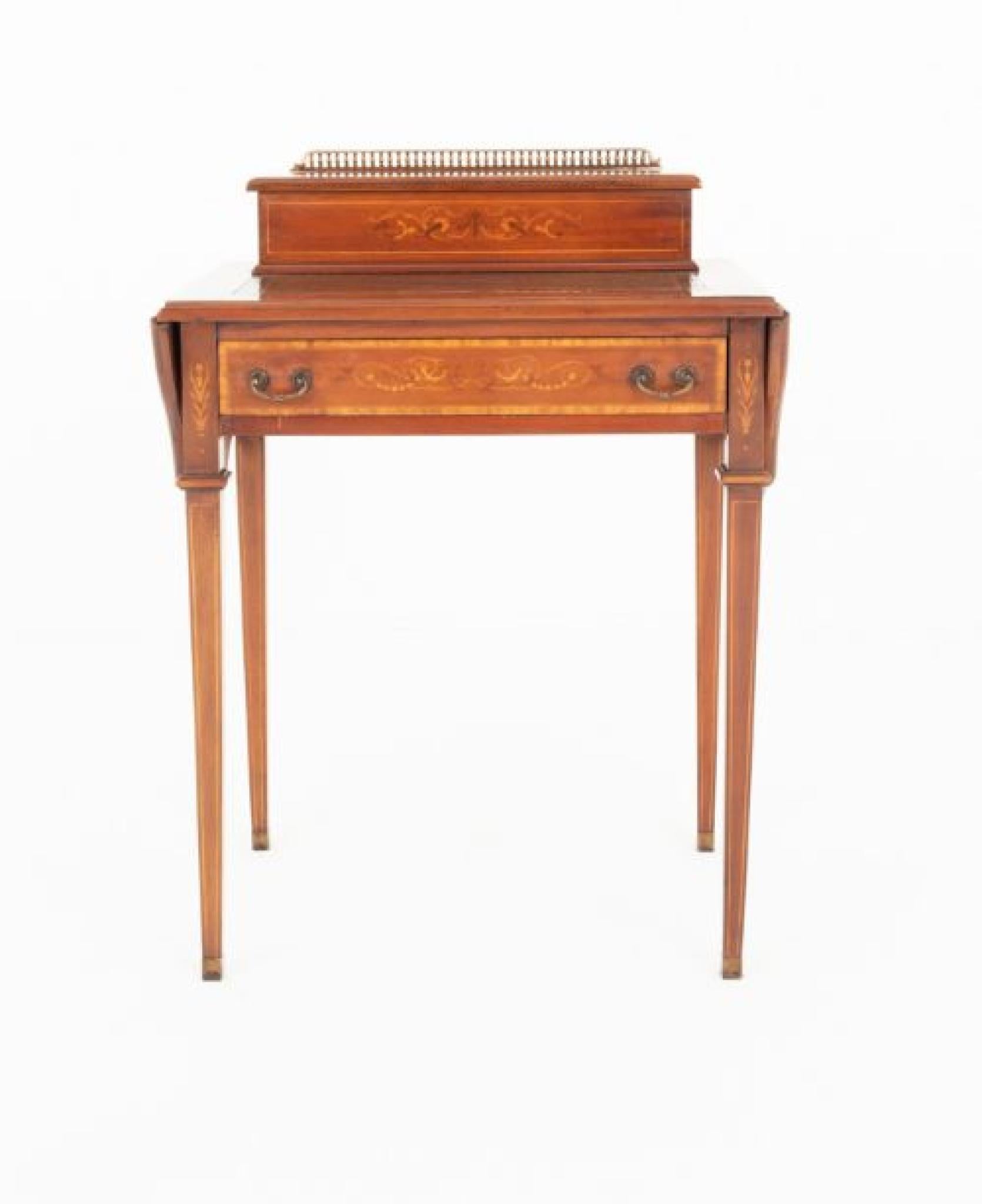 Sheraton Desk Ladies Writing Table Revival Mahogany In Good Condition For Sale In Potters Bar, GB