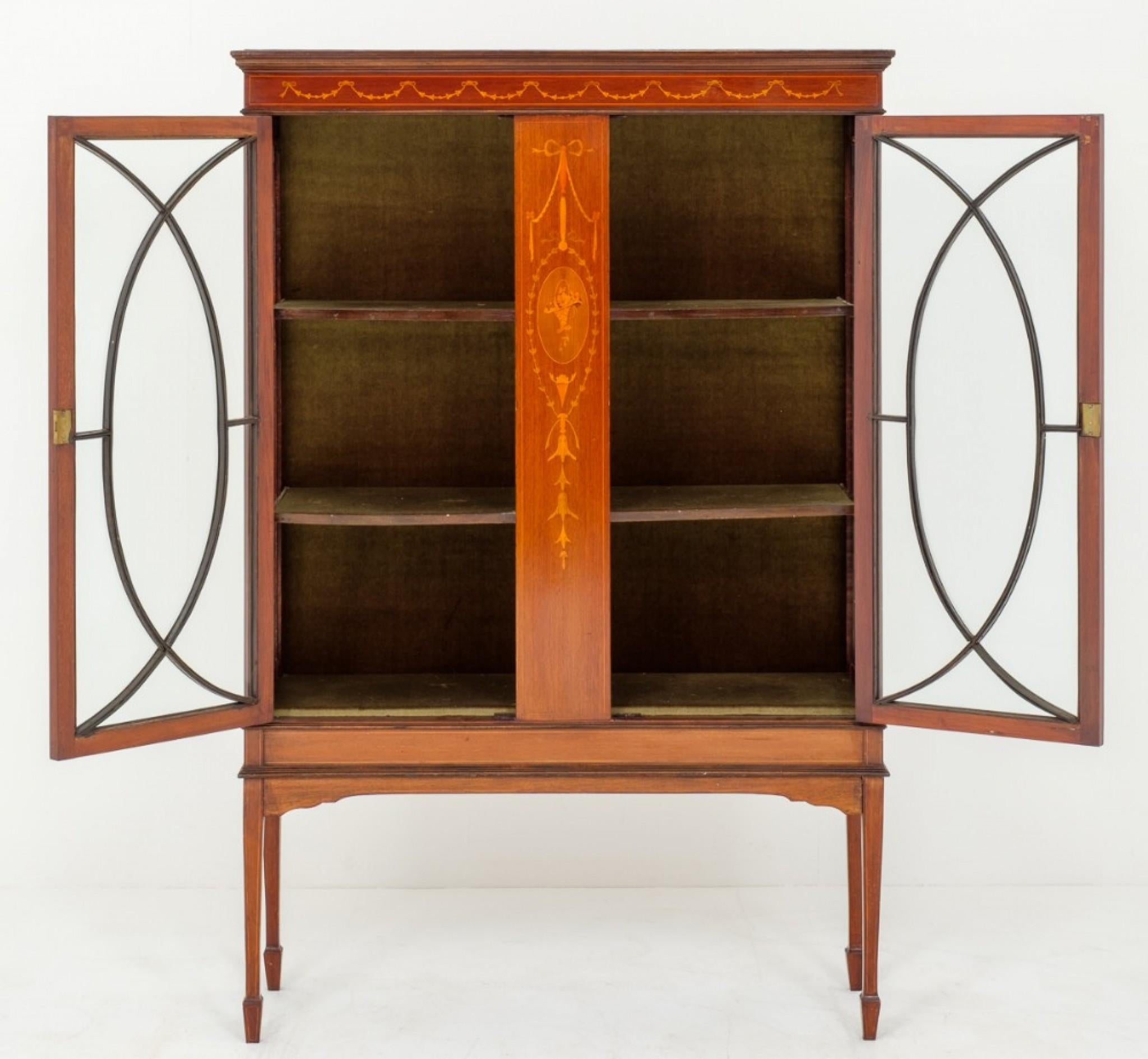 Sheraton Display Cabinet Mahogany Inlay, 1880 For Sale 3