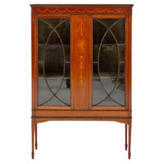 Vitrina Sheraton con incrustaciones de caoba, 1880