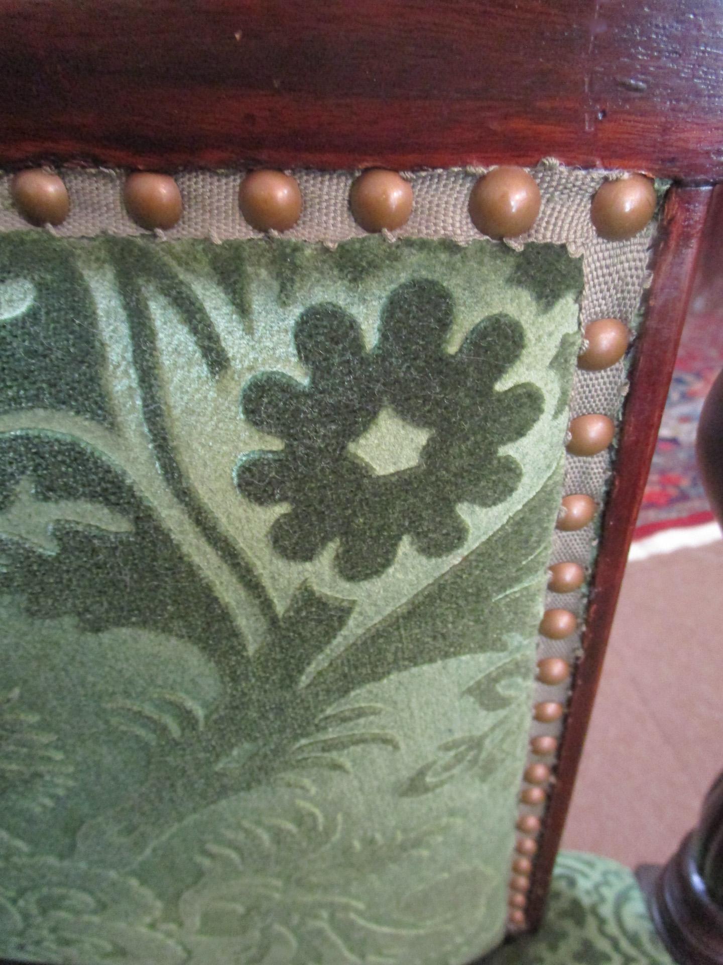 Sheraton English Carved Mahogany Upholstered Sofa circa 1820  For Sale 6