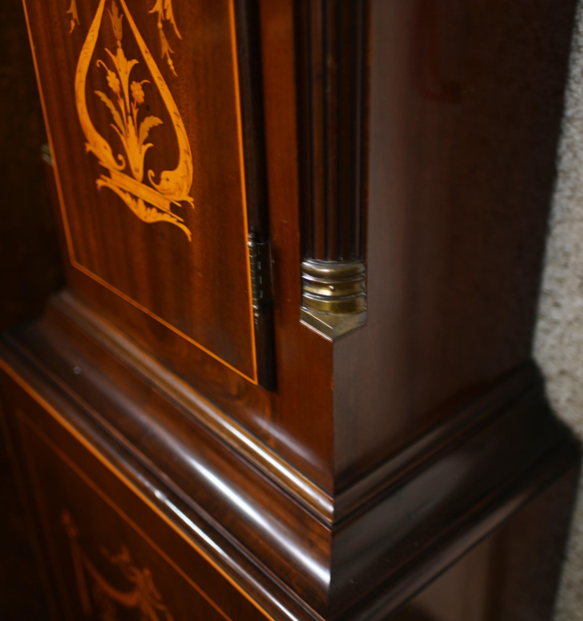 Sheraton Grandfather Clock Resolute en acajou incrusté 2