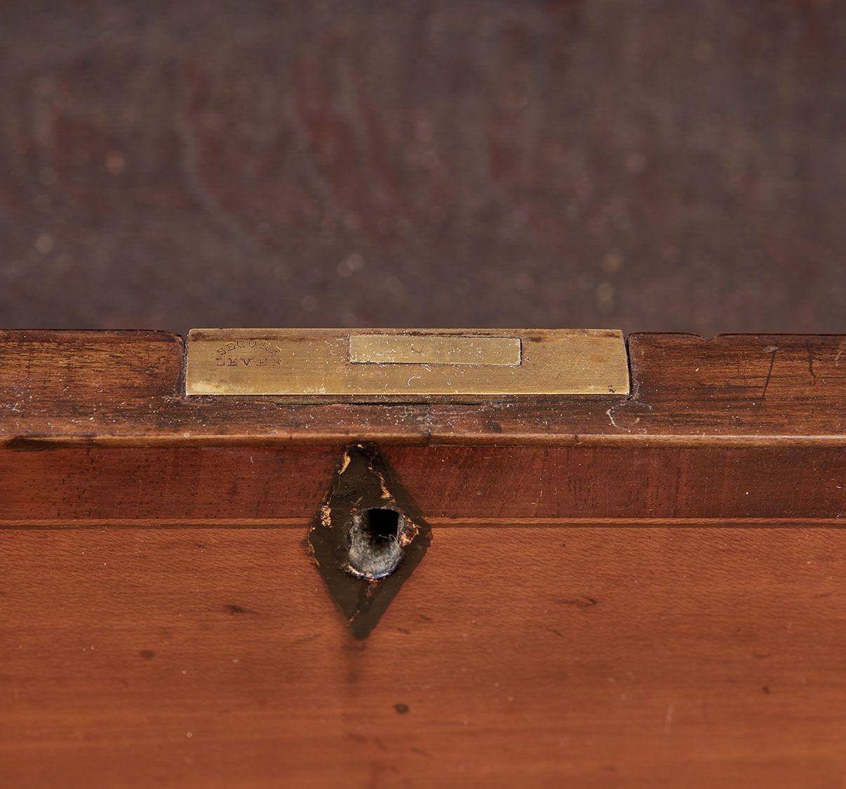 Sheraton Leather Topped Table For Sale 6