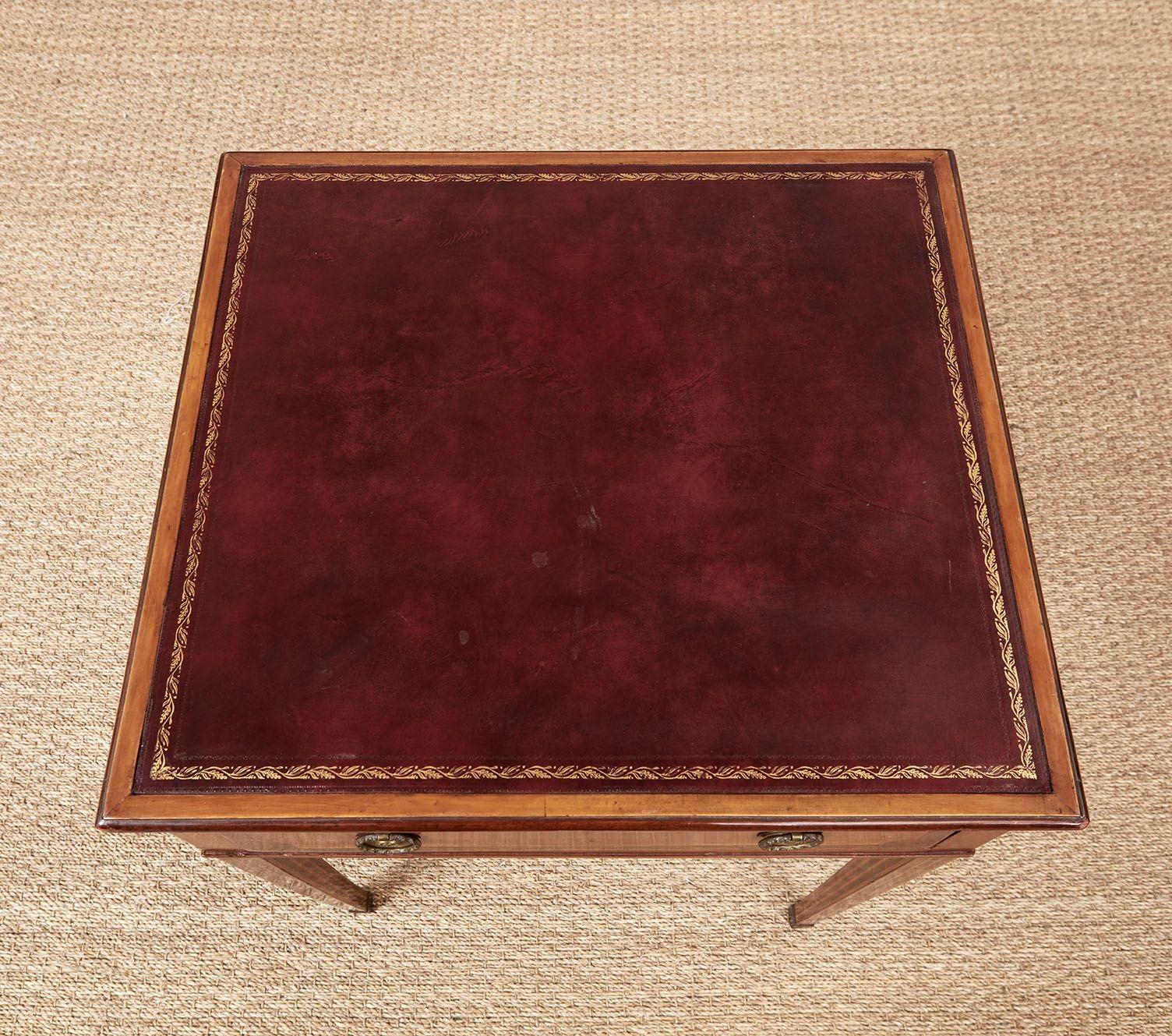 English Sheraton Leather Topped Table For Sale