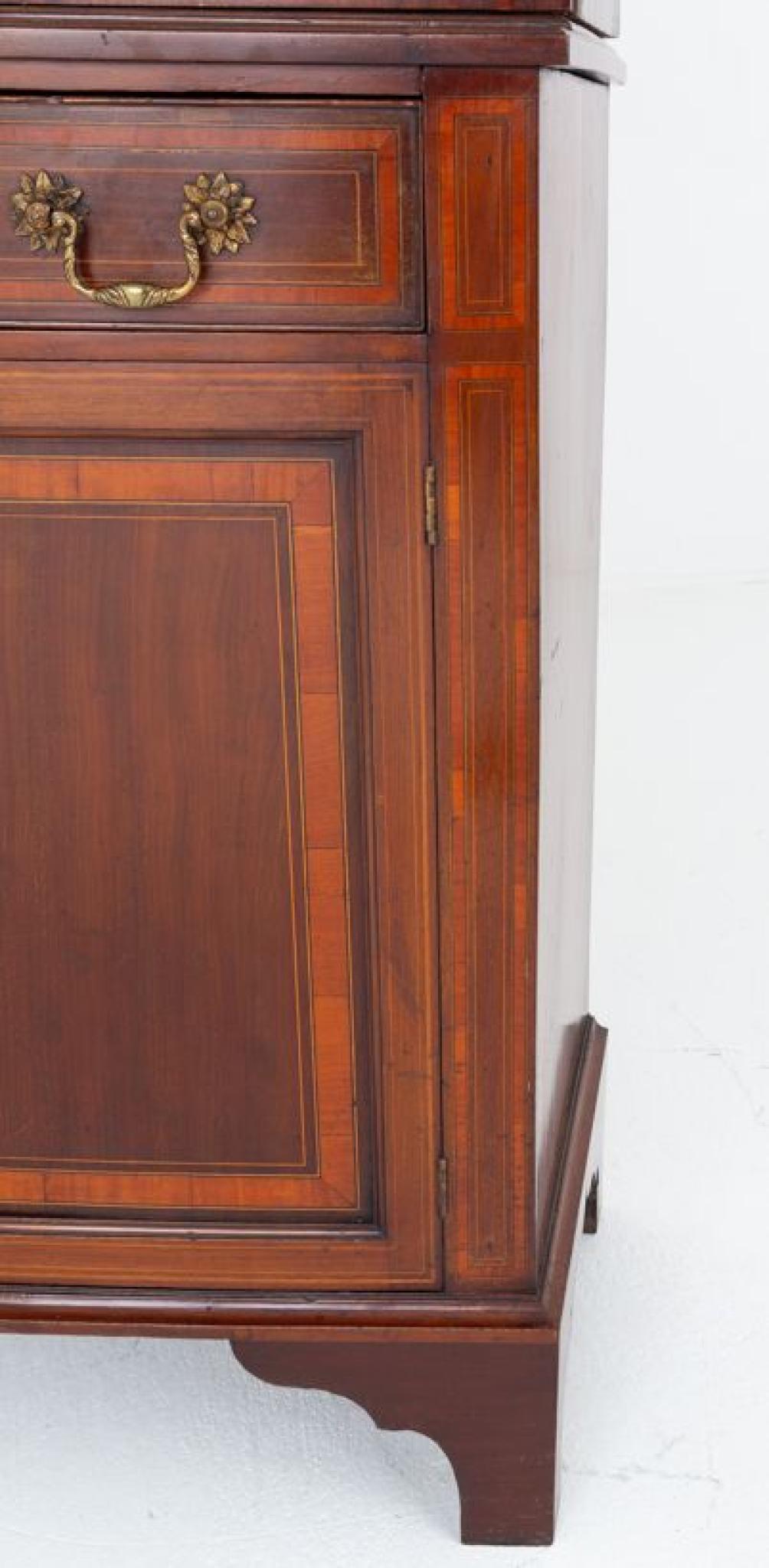 Sheraton Library Bookcase Bow Fronted Cabinet Revival In Good Condition For Sale In Potters Bar, GB