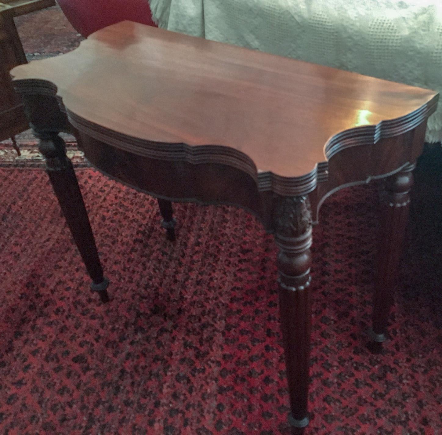 Sheraton Mahogany Game Table w/ Reeded Legs Serpentine Top Acanthus Leg Carvings For Sale 2