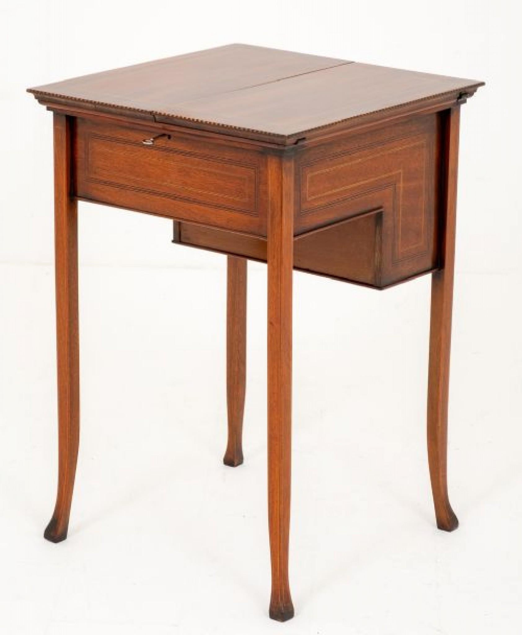Sheraton Popup Writing Table Desk in Mahogany In Good Condition For Sale In Potters Bar, GB