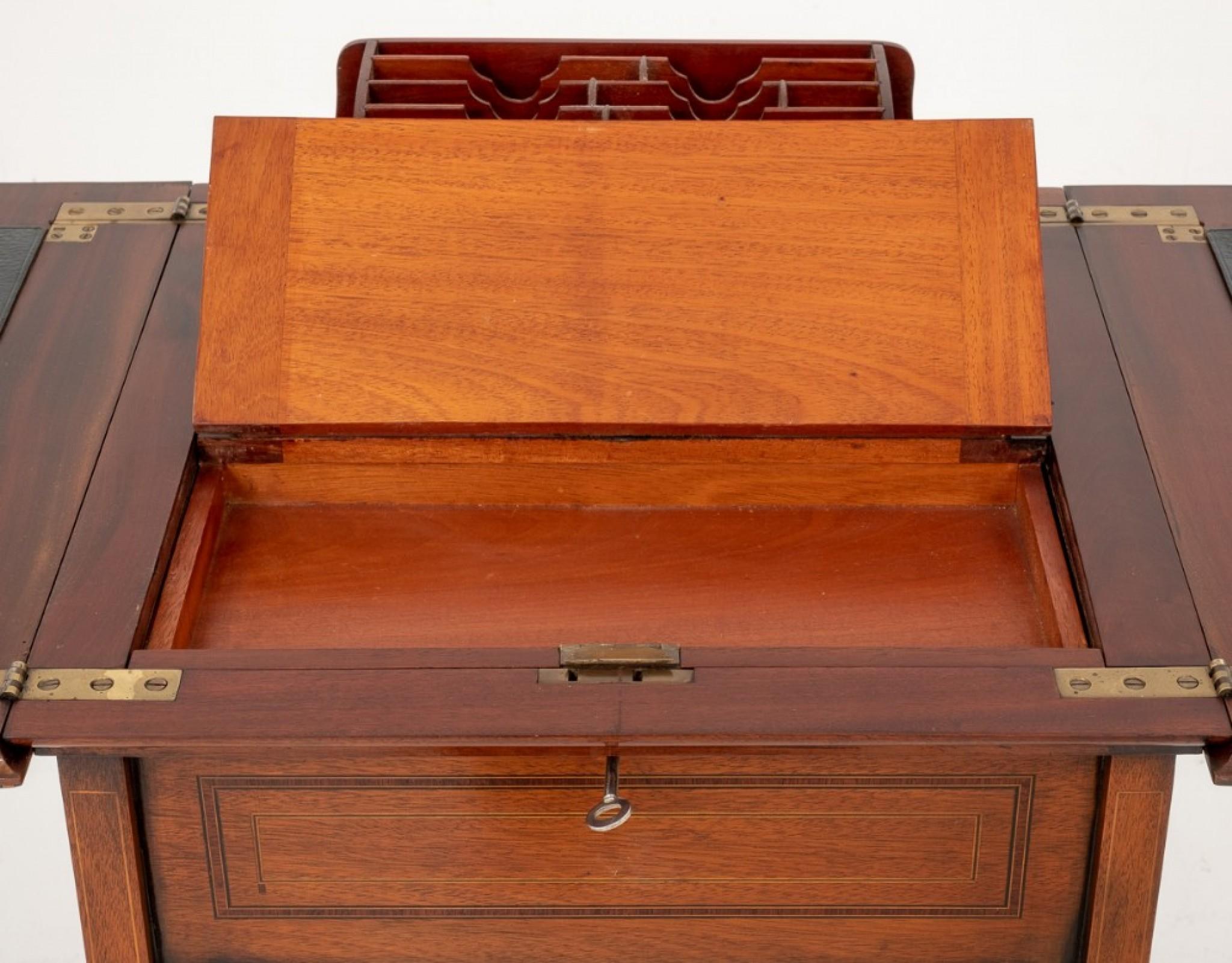 Early 20th Century Sheraton Popup Writing Table Desk in Mahogany For Sale