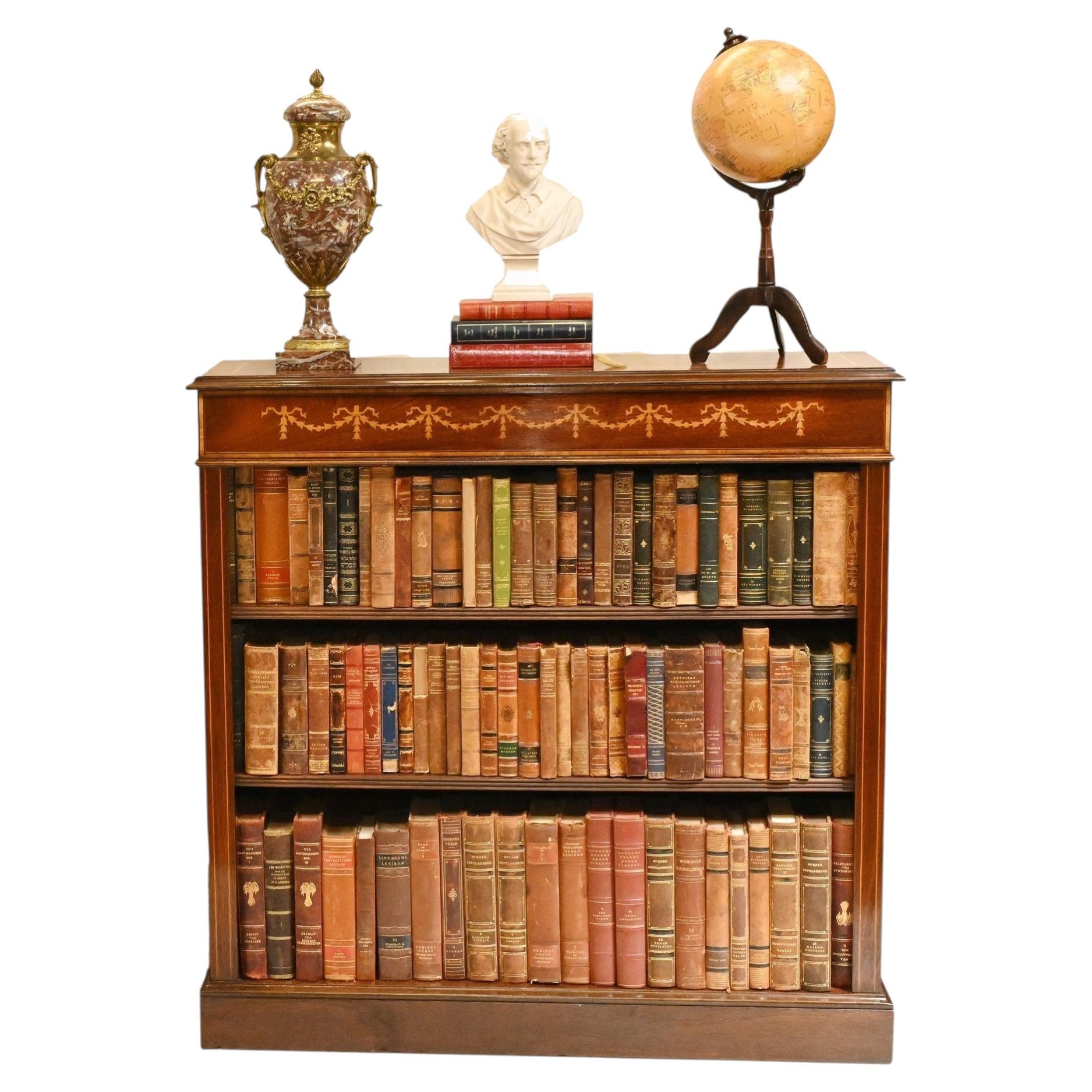 What is a breakfront bookcase?