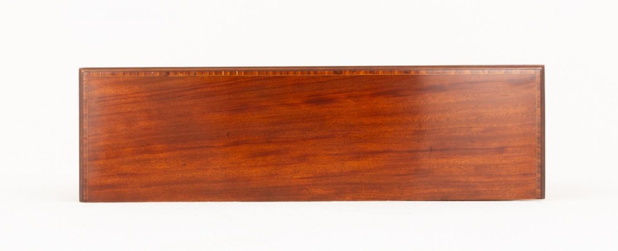Sheraton Revival Bücherregal, glasierter Mahagoni-Schrank im Angebot 3