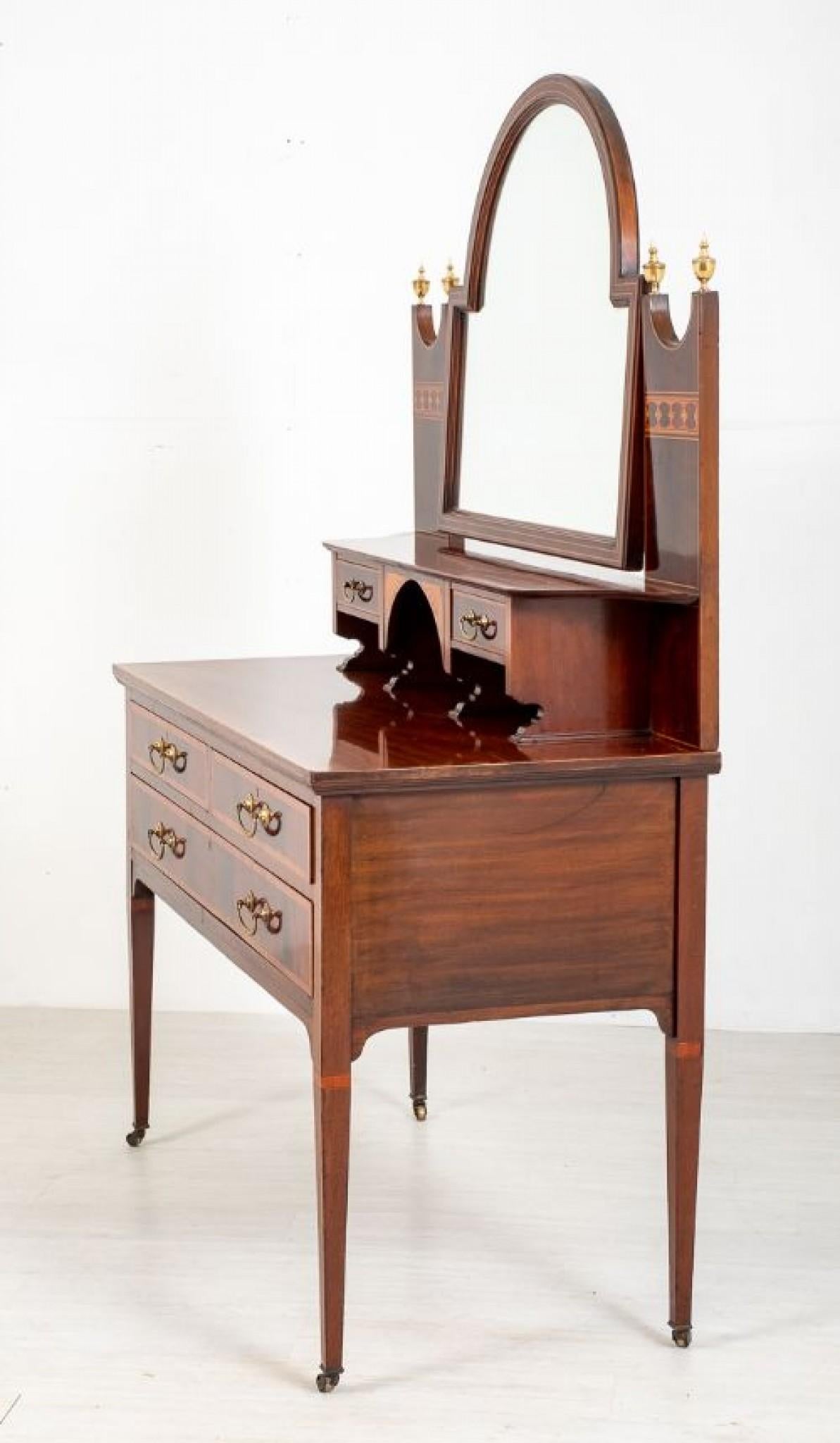 Sheraton Revival Dresser Desk, Antique Mahogany Furniture, 1890 In Good Condition In Potters Bar, GB