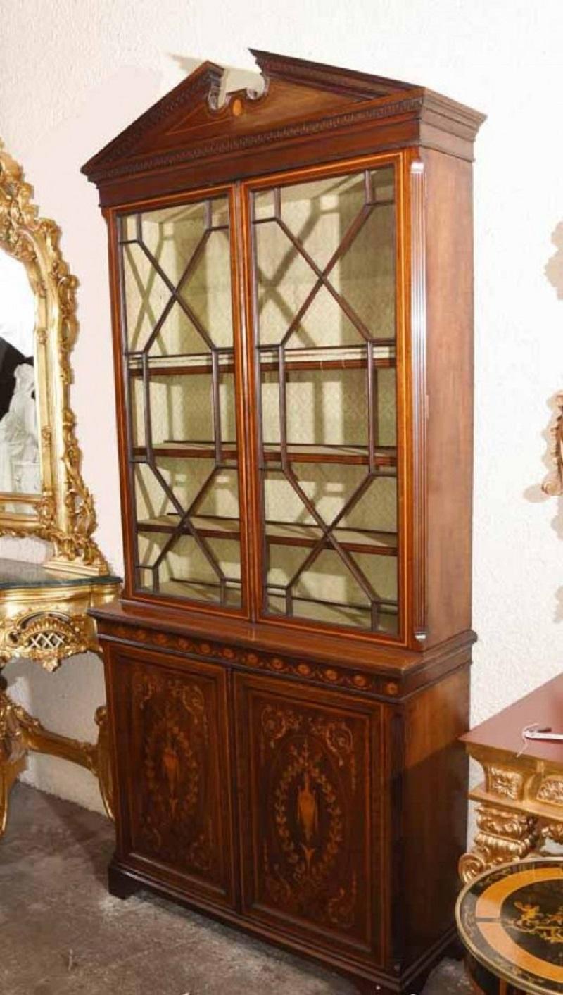 Sheraton Revival Mahogany Bookcase Display Cabinet In Good Condition For Sale In Potters Bar, GB