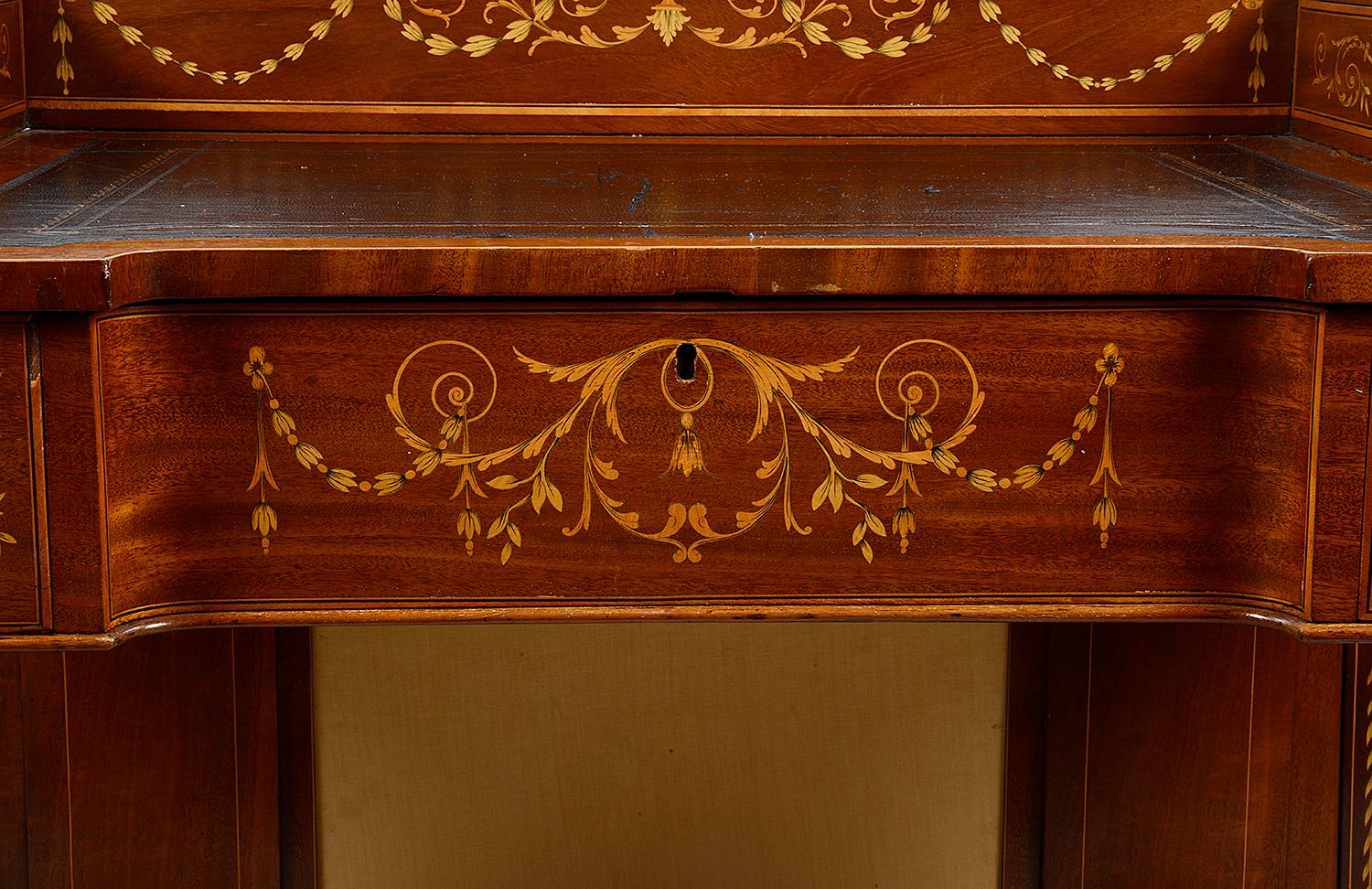 Mahagoni-Schreibtisch mit Intarsien im Sheraton-Stil für Damen:: 19 im Angebot 1