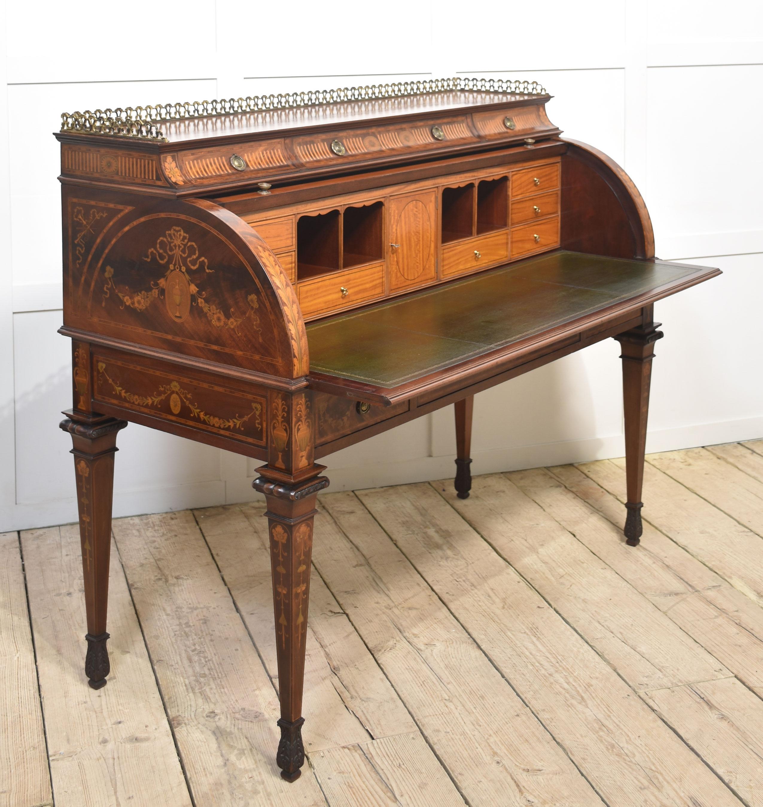 Sheraton Revival marquetry inlaid cylinder bureau For Sale 5