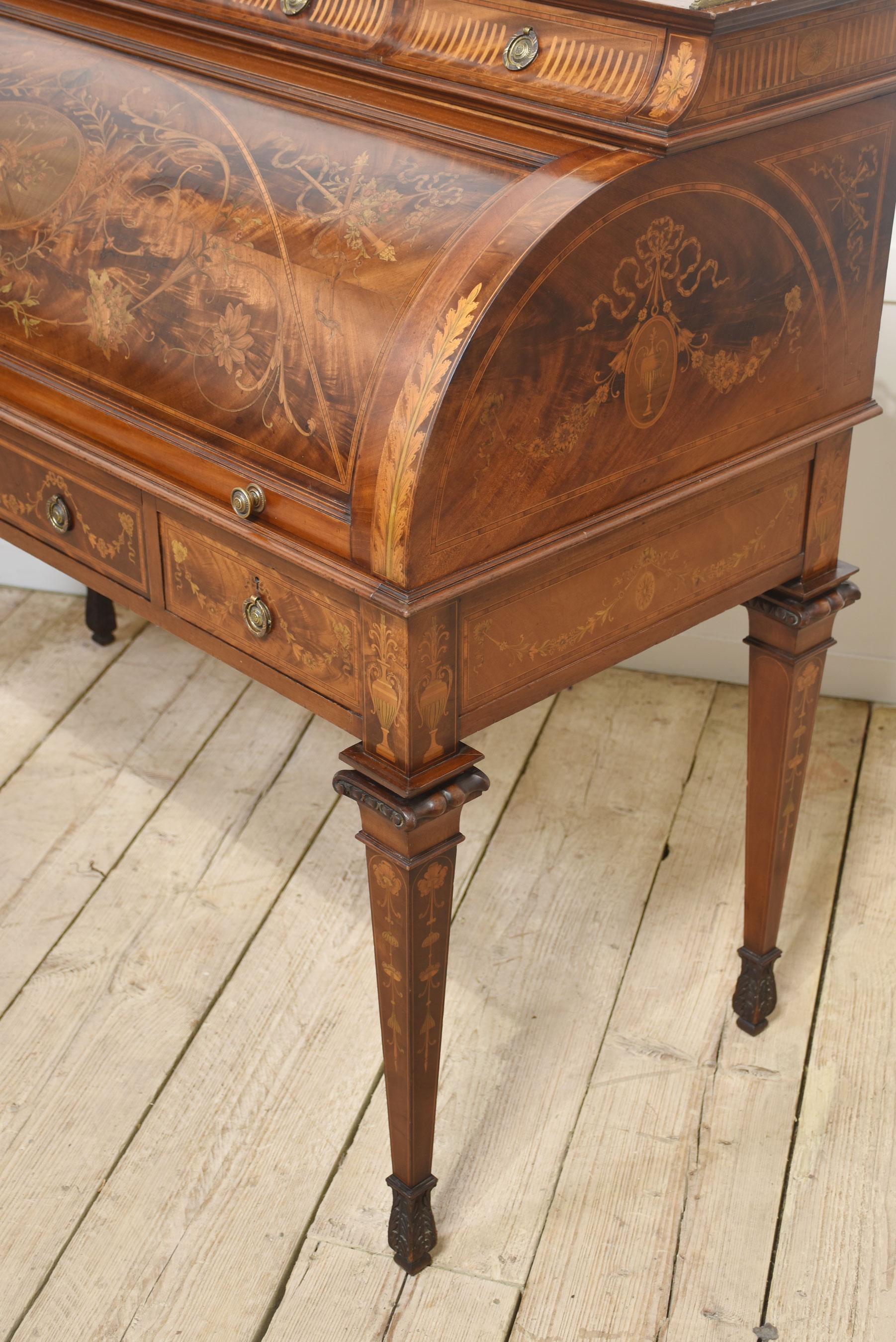 Sheraton Revival marquetry inlaid cylinder bureau For Sale 11