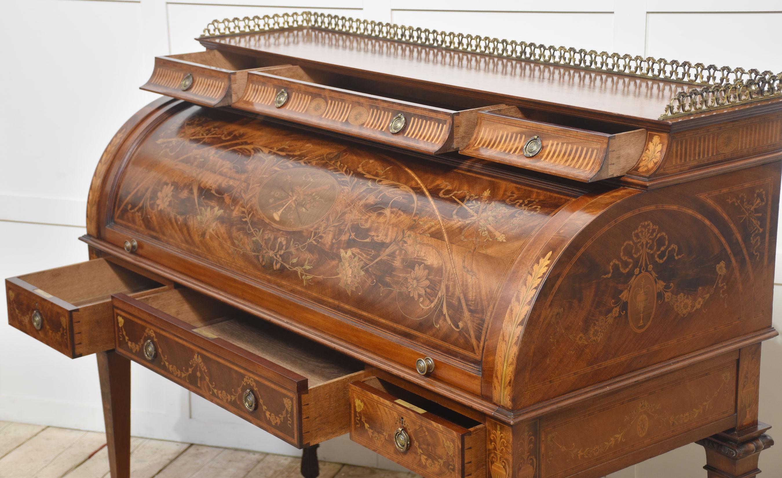 Sheraton Revival marquetry inlaid cylinder bureau For Sale 14