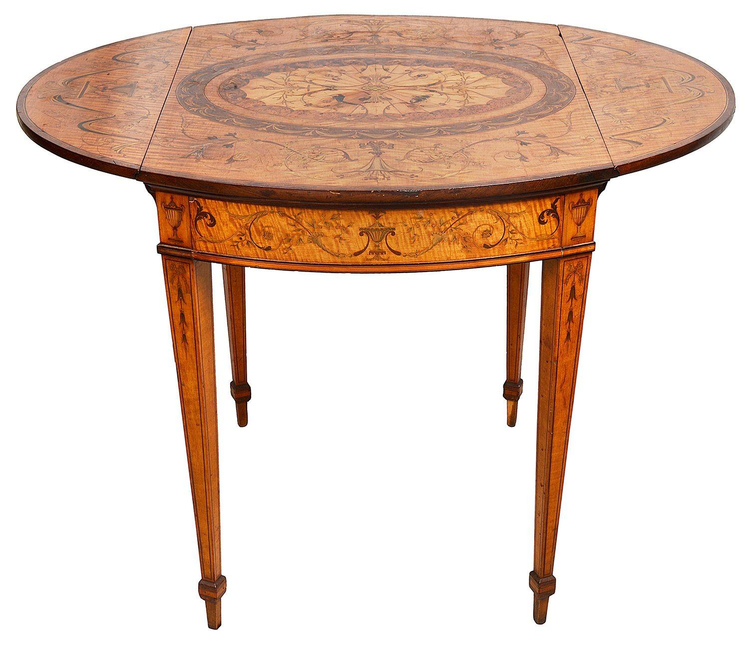 Placage Table Pembroke en marqueterie de bois de satin de style Sheraton Revival. en vente