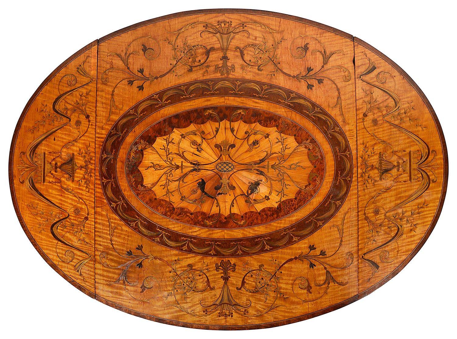 XIXe siècle Table Pembroke en marqueterie de bois de satin de style Sheraton Revival. en vente