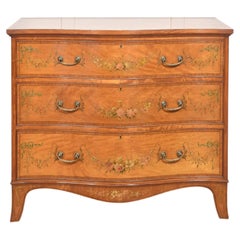 Commode serpentine en bois satiné Sheraton Revival