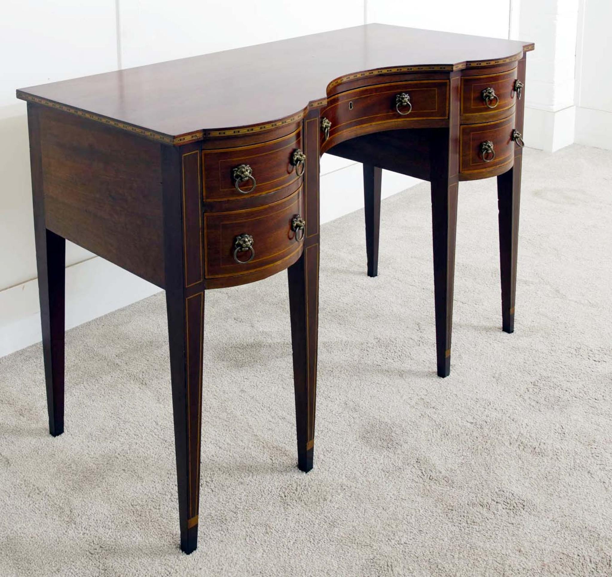 Fine XIX secolo Sheraton Revival Sideboard Mahogany Server 1880 in vendita