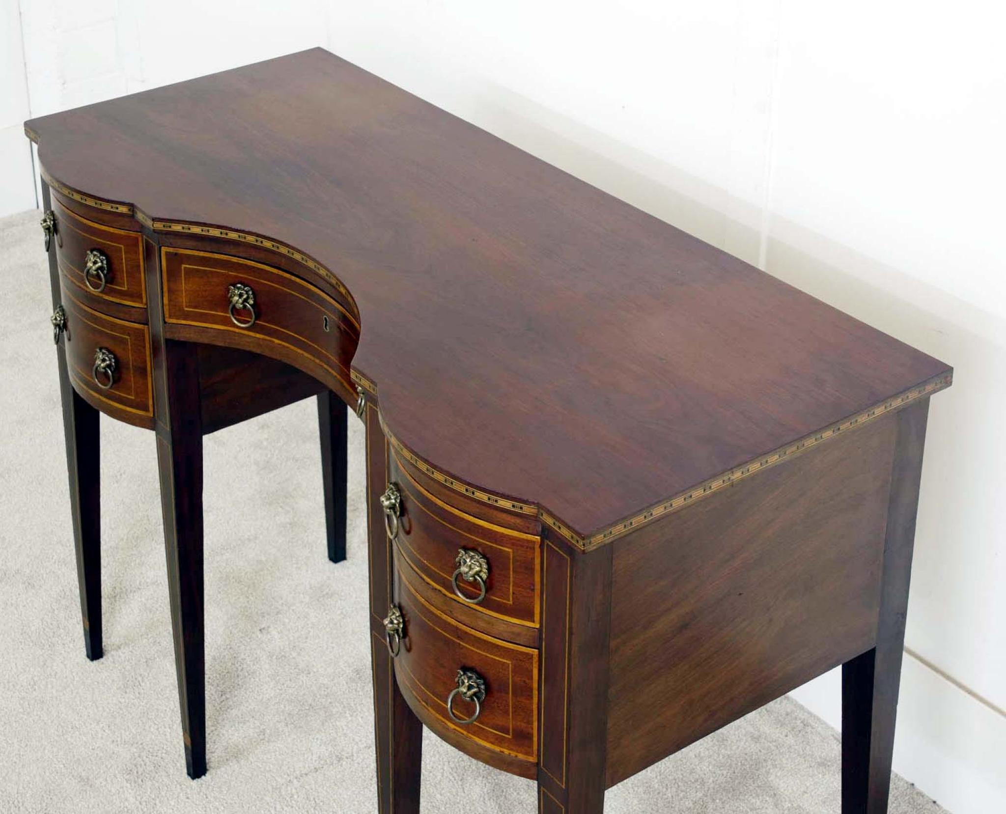 Mogano Sheraton Revival Sideboard Mahogany Server 1880 in vendita