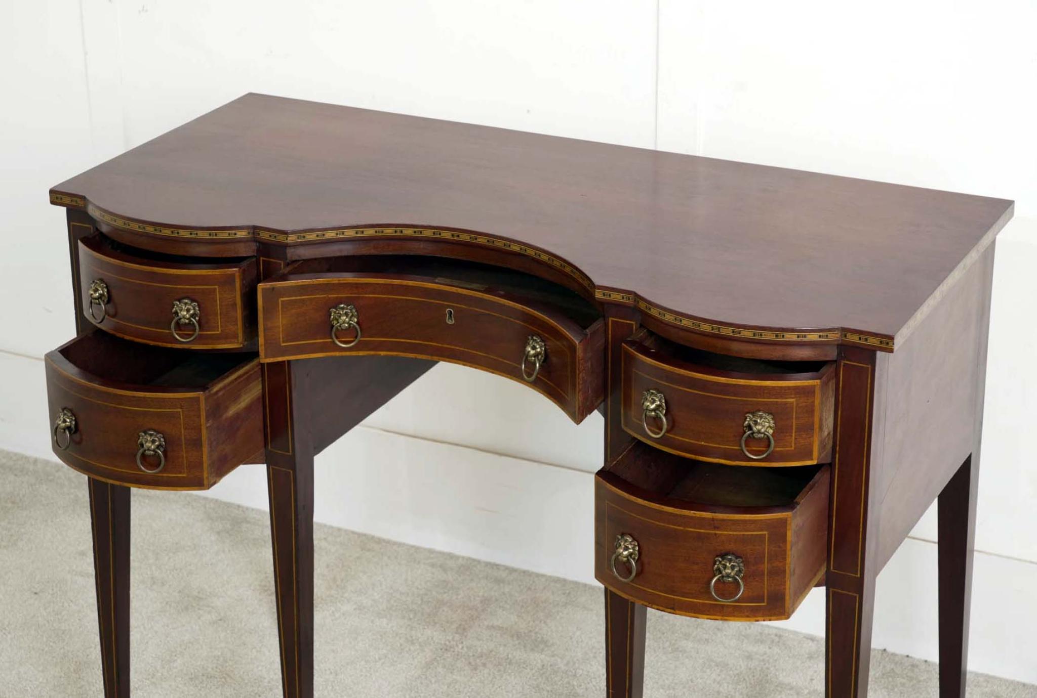 Sheraton Revival Sideboard Mahogany Server 1880 in vendita 1
