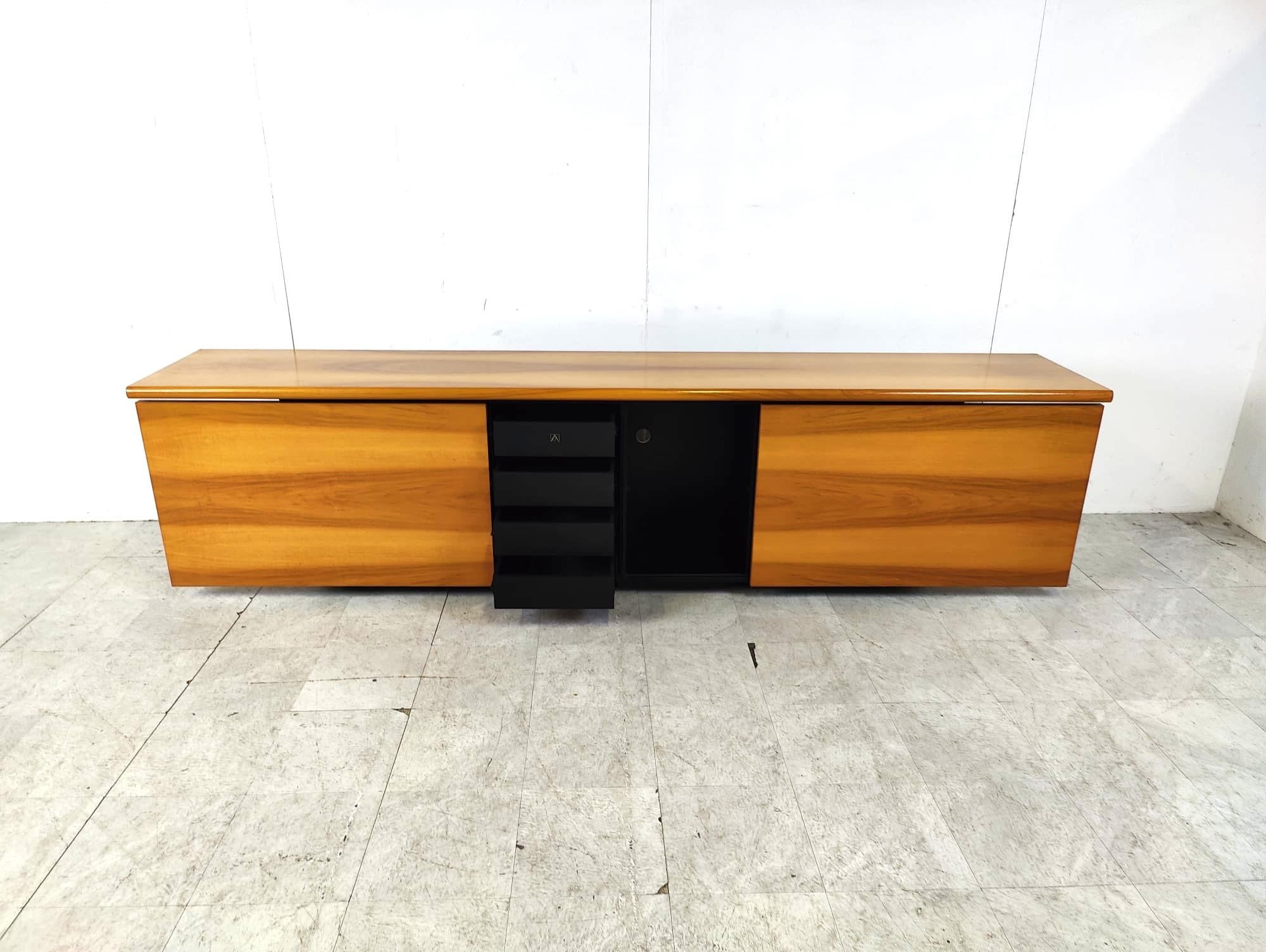 Sheraton Sideboard by Giotto Stoppino for Acerbis, 1977 For Sale 5